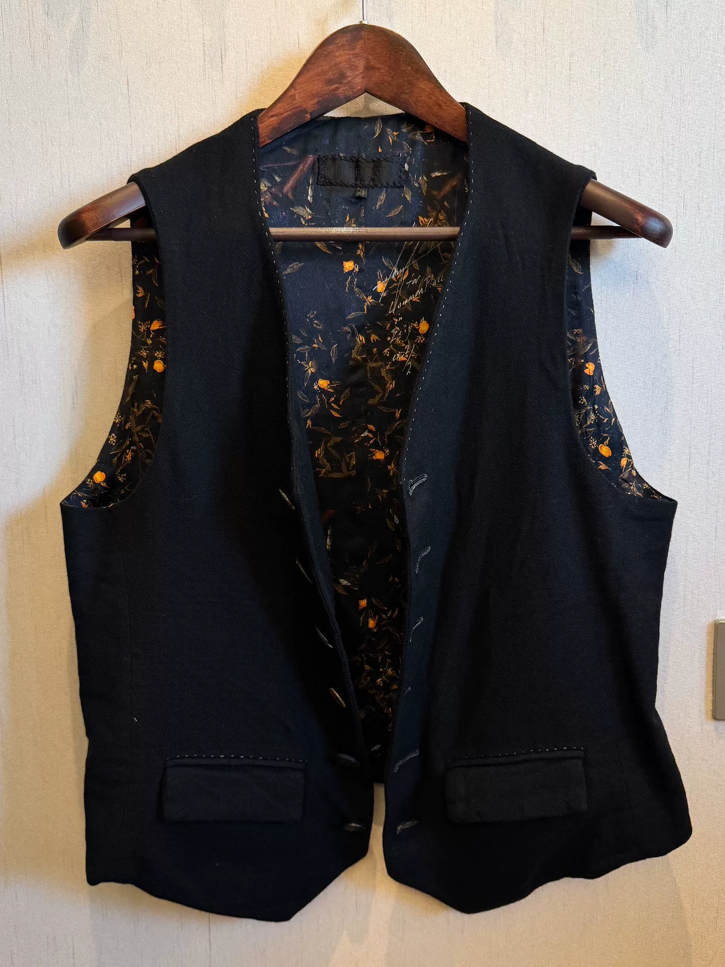 Geoffrey b GJ04 Piacenza Black Vest — front
