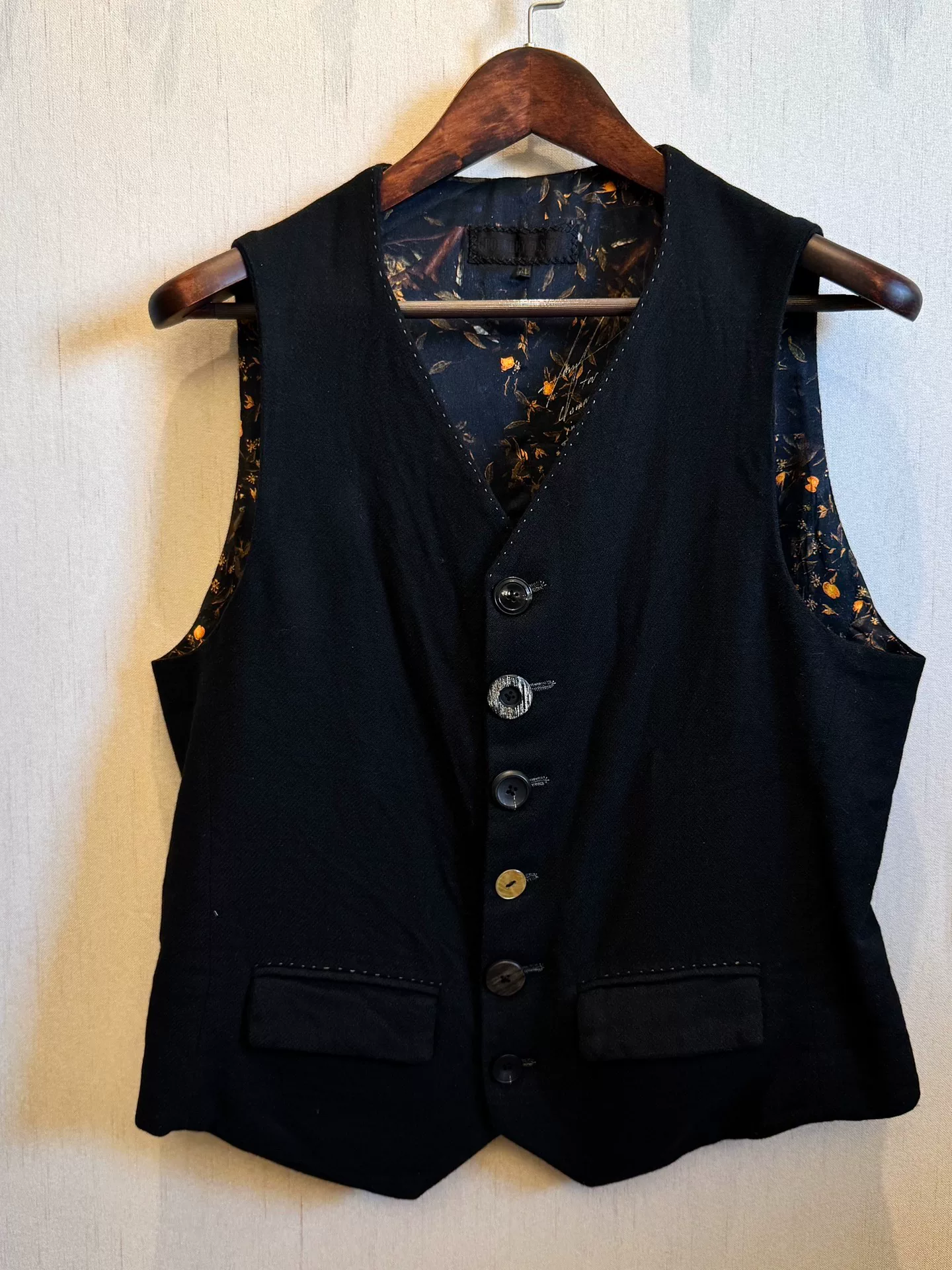 Geoffrey b GJ04 Piacenza Black Vest