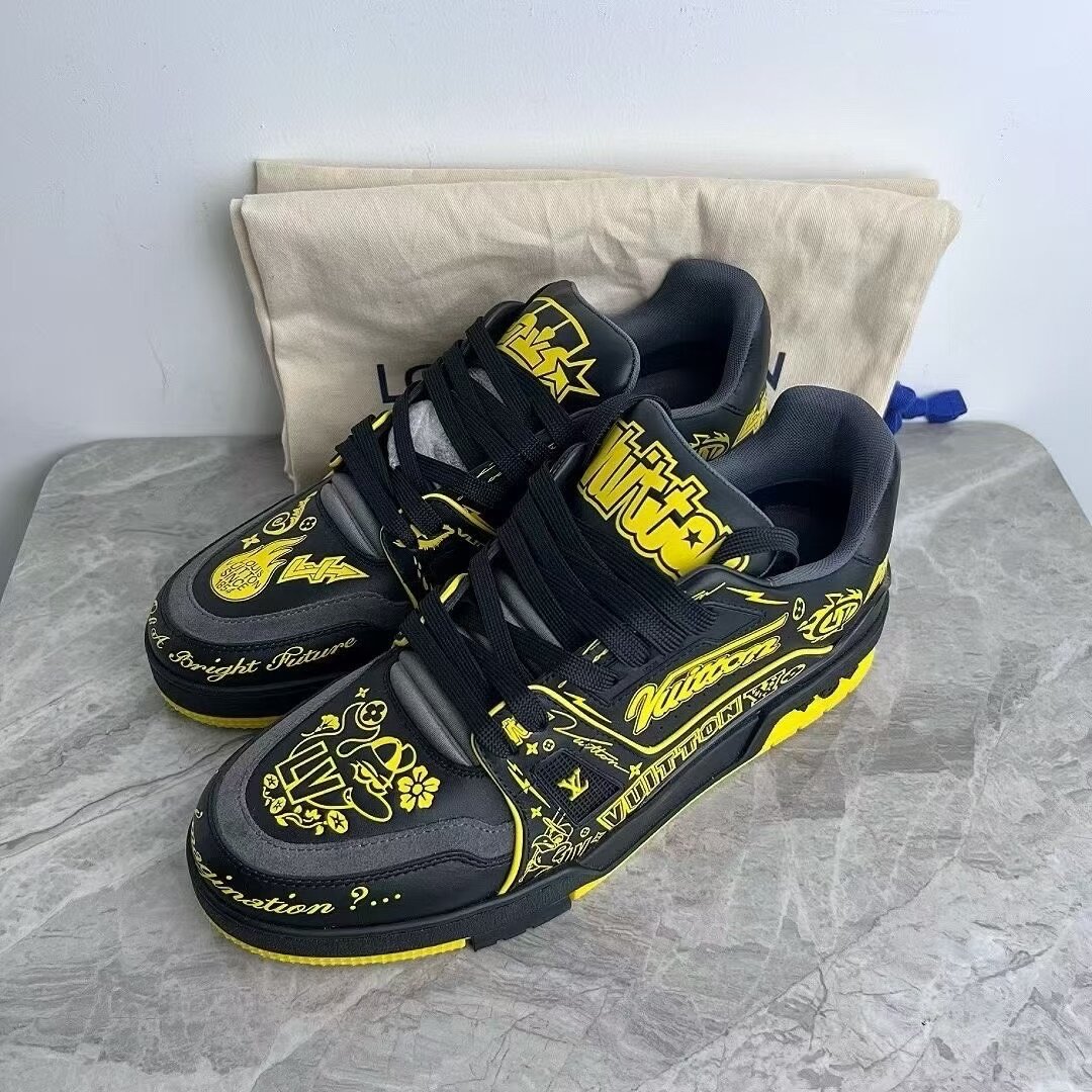Louis Vuitton Black Yellow Graffiti Trainer