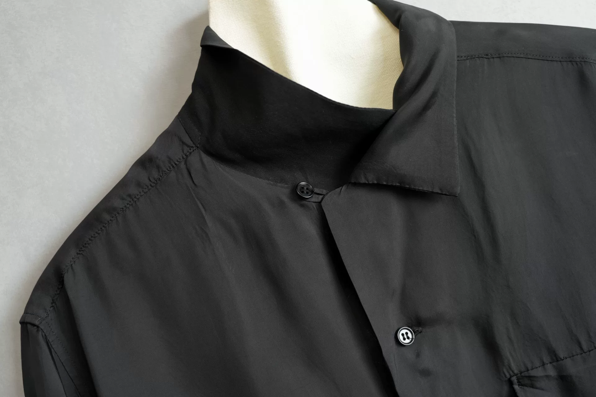 Yohji Yamamoto 10SS Cupro Short-Sleeve Shirt — detail