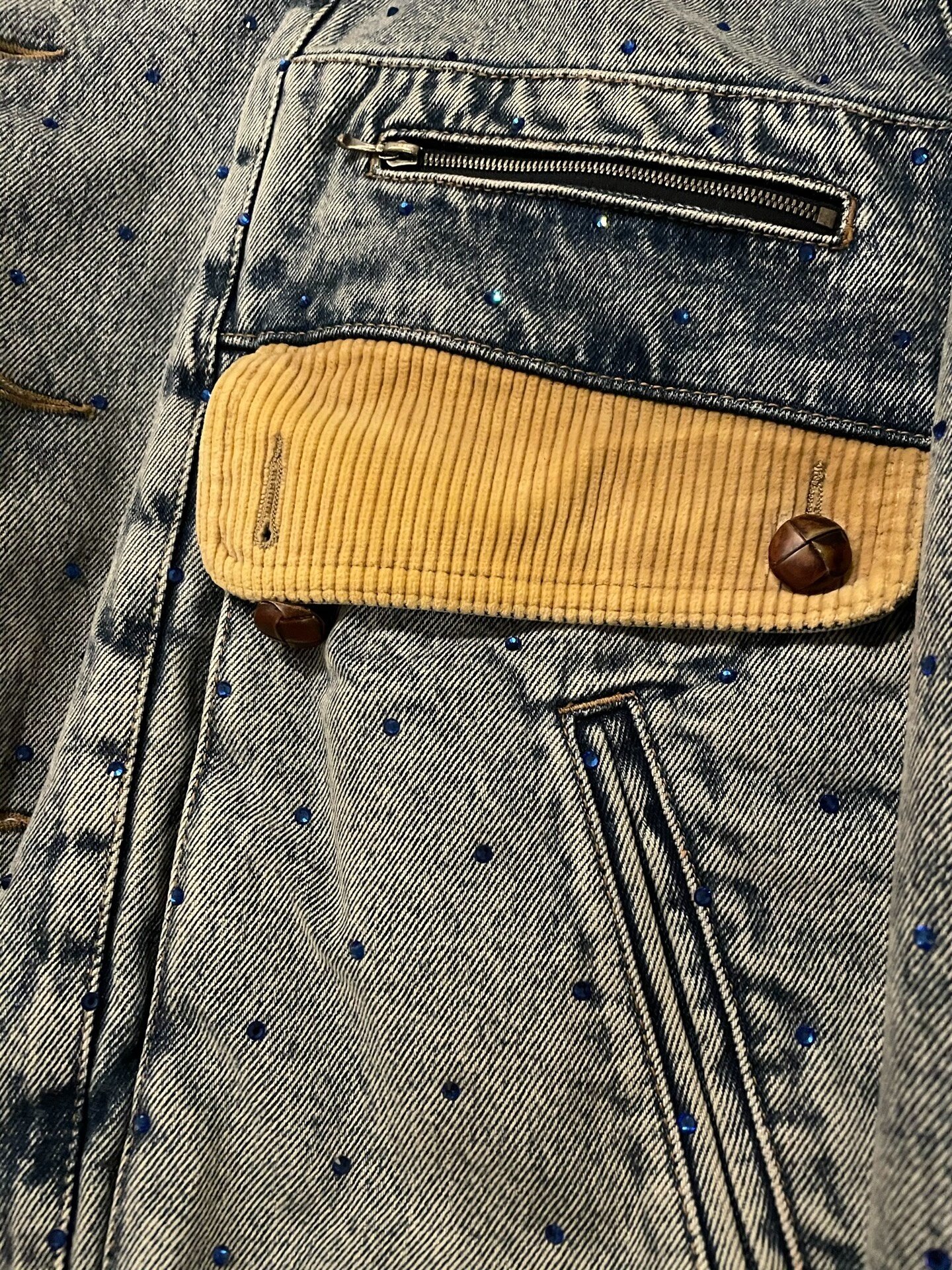 Gucci 2018 FW Runway Jacket — detail