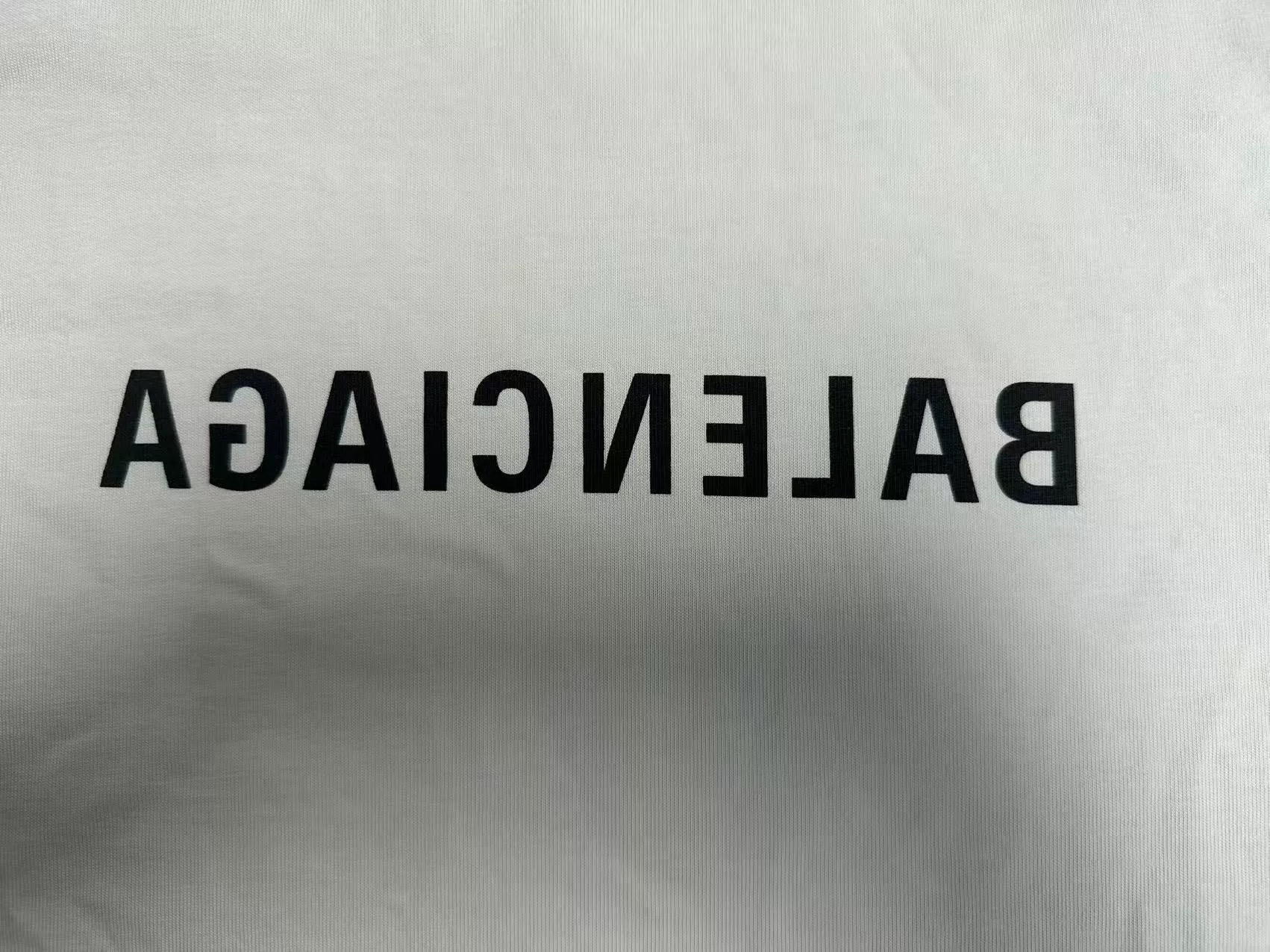 Balenciaga Letter Print Crew Neck T-shirt — detail