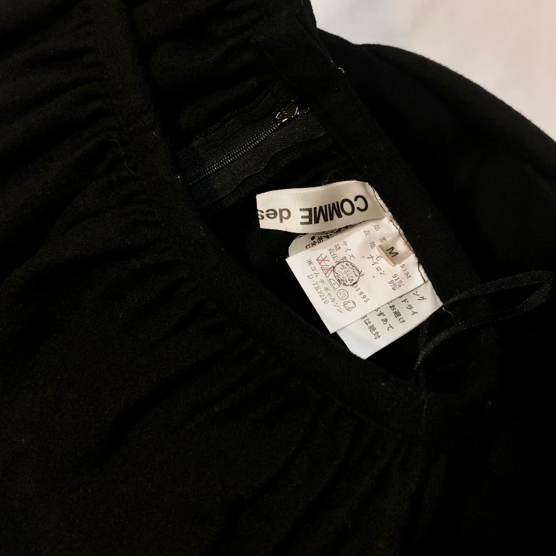 Comme des Garçons 95AW Wool Skirt — label