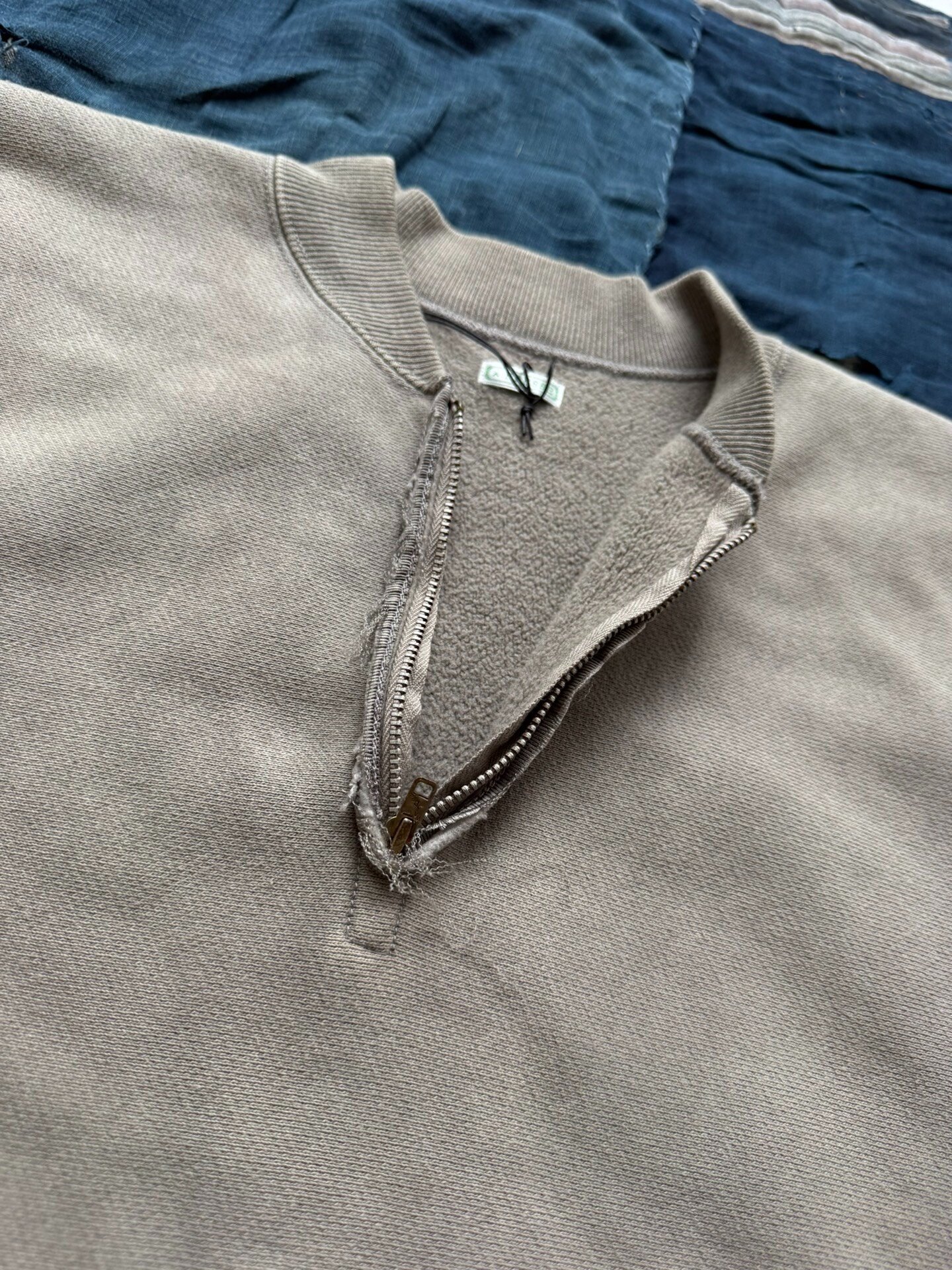 A.PRESSE 25aw Vintage Half Zip Rib Sweater — back
