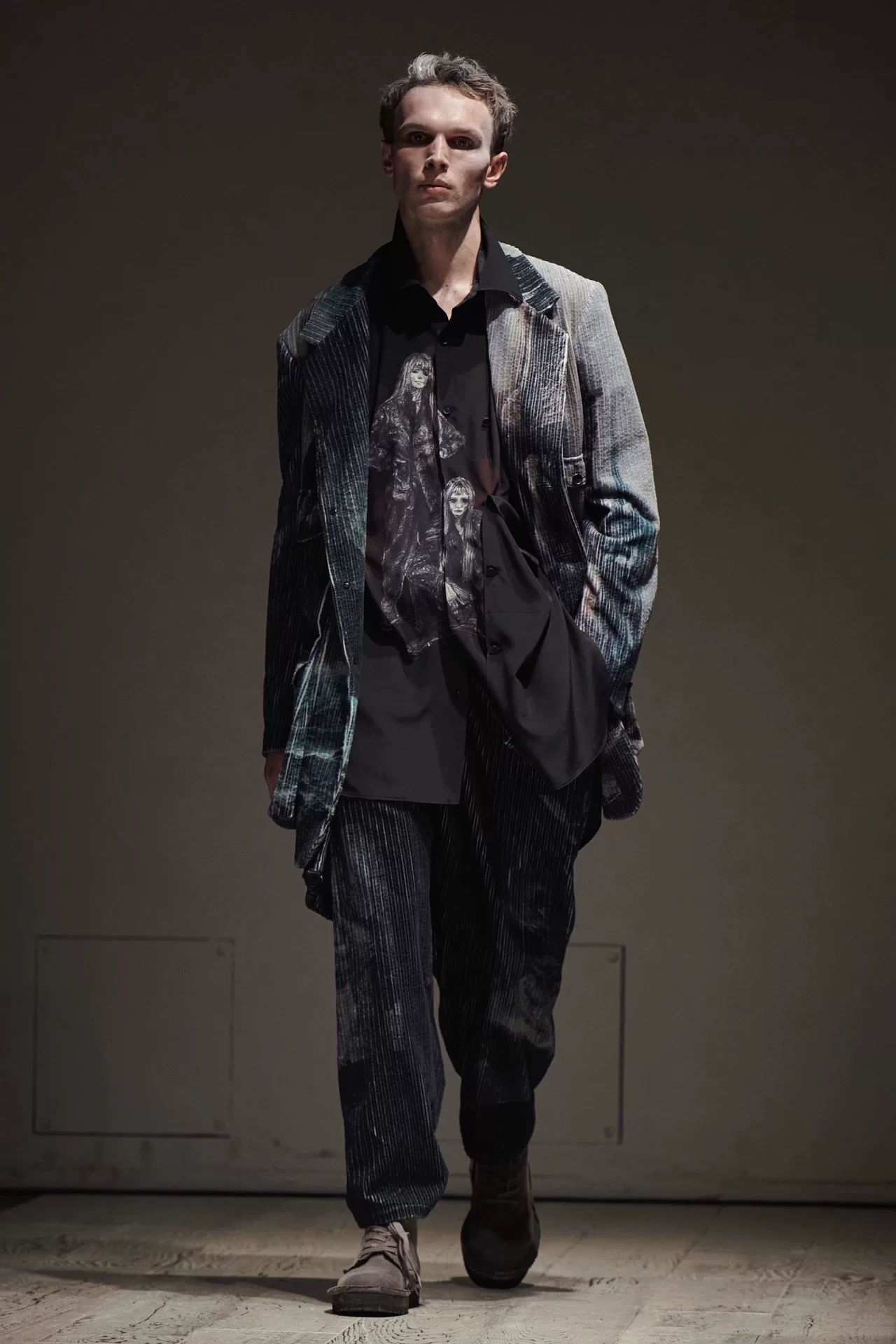 Yohji Yamamoto 22AW Beksiński Coat — front