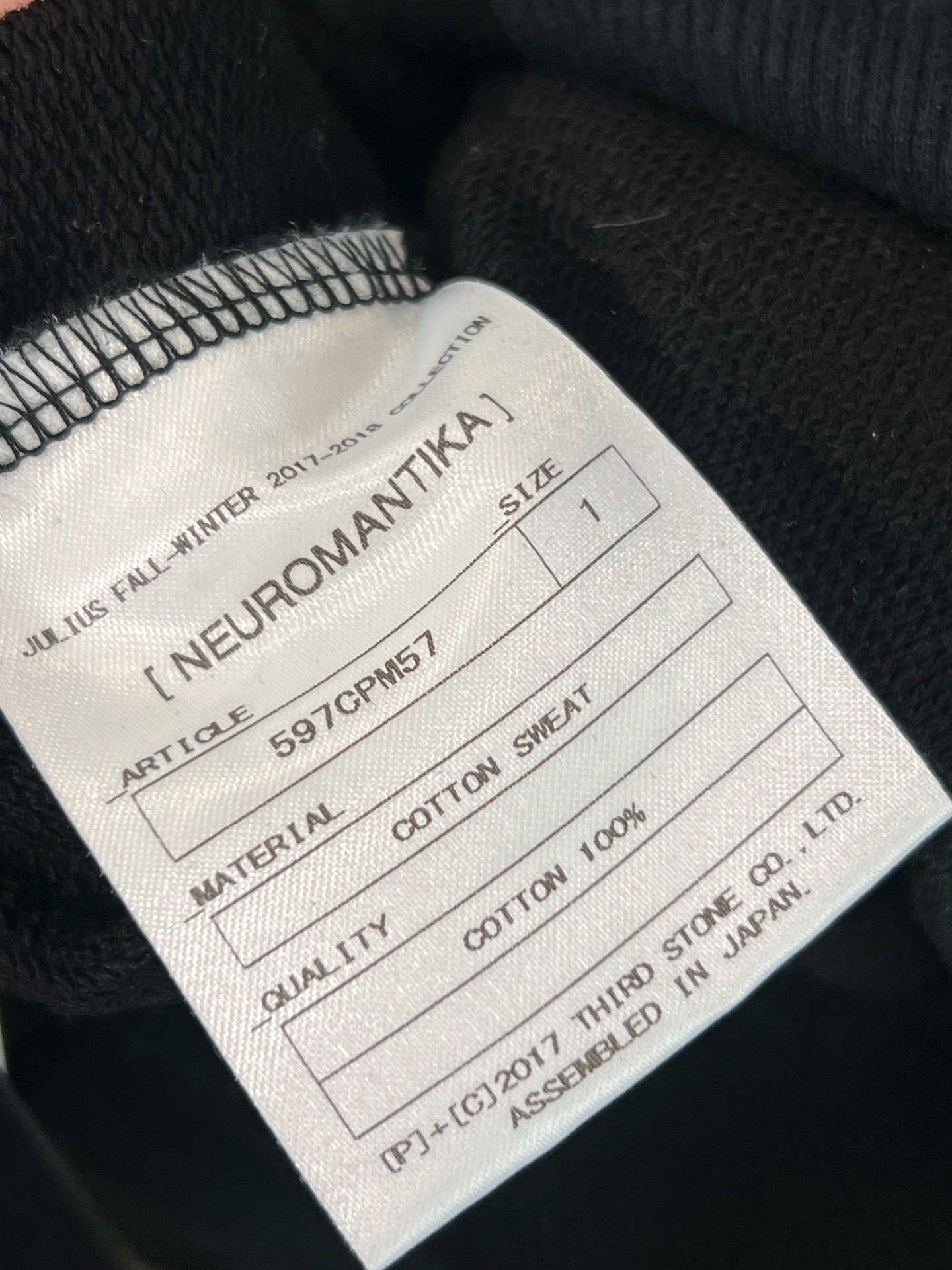 Julius_7 Black Oversized Print Hoodie — label