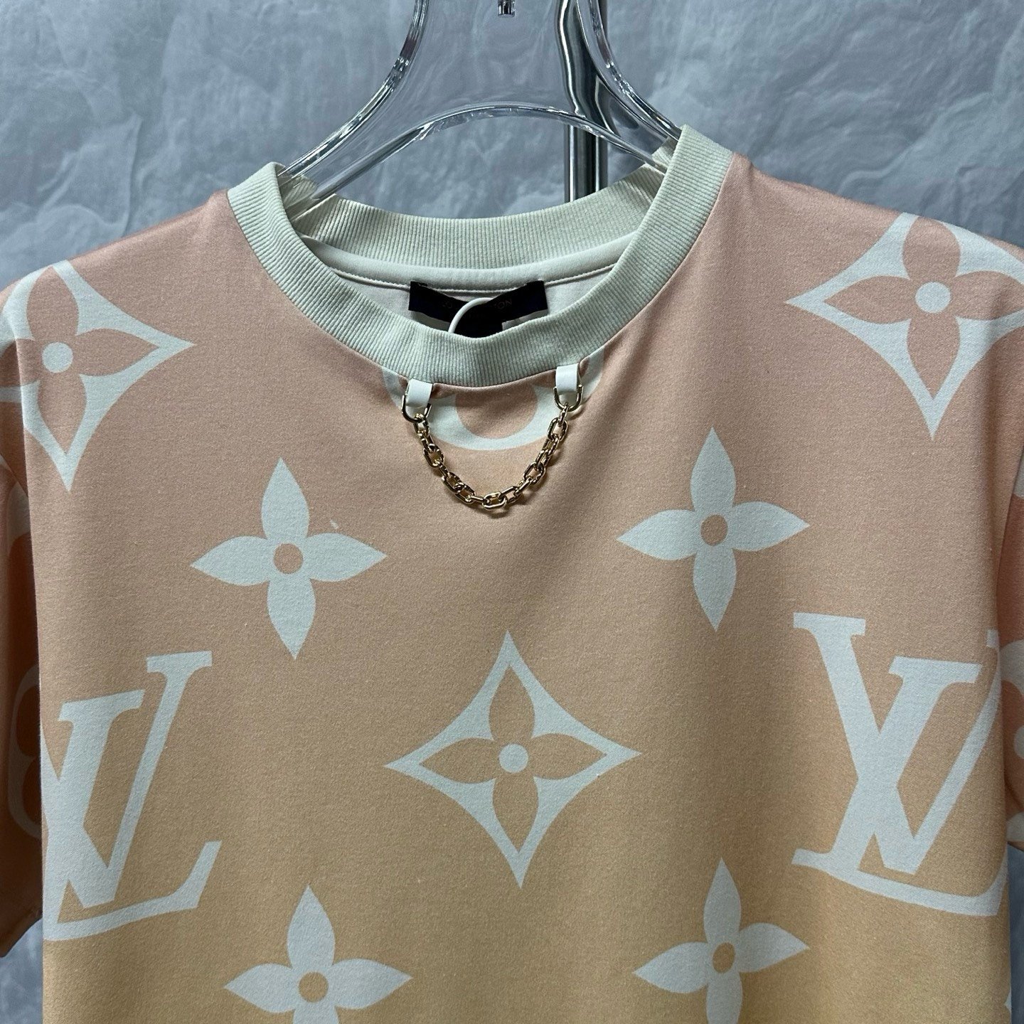 Louis Vuitton Gradient Print Short-Sleeve Top — detail
