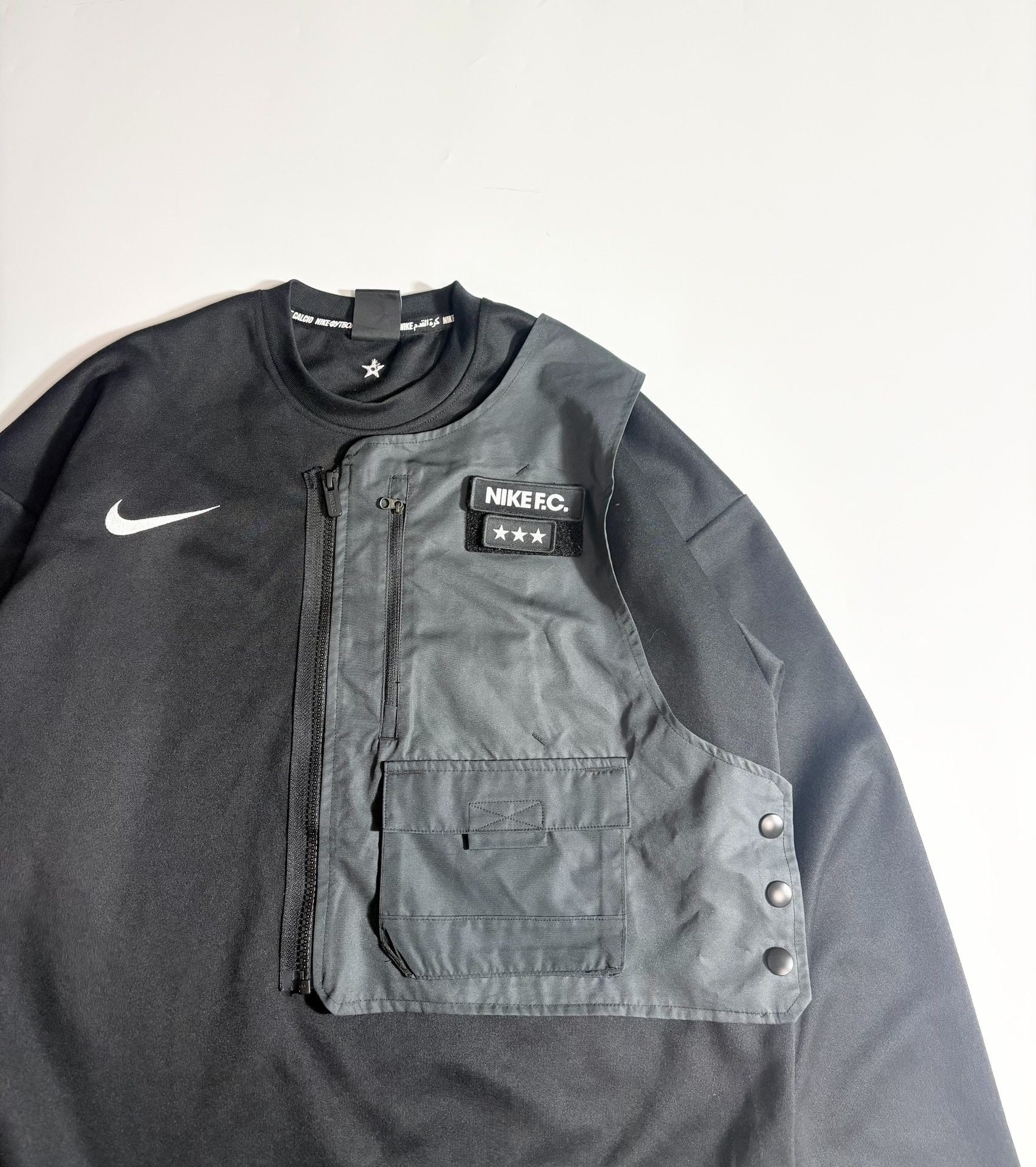 Nike F.C. Detachable Panel Sweatshirt — front