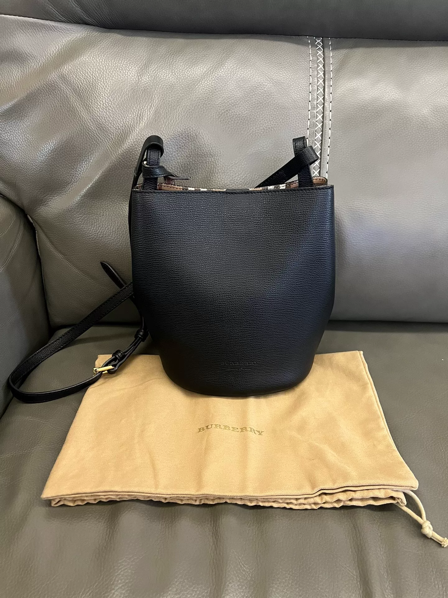Burberry Crossbody Leather Bucket Bag