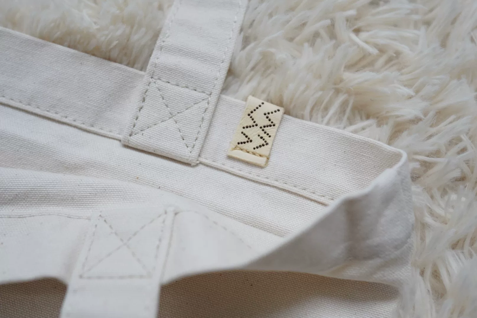 VISVIM 18SS Canvas Tote Marc — label