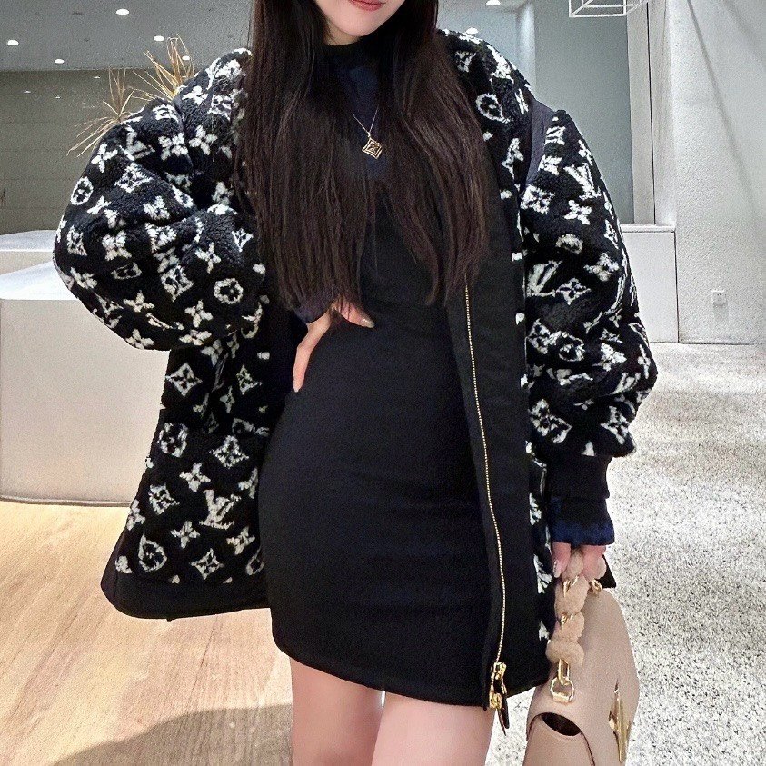 Louis Vuitton SS24 Ski Monogram Teddy Coat