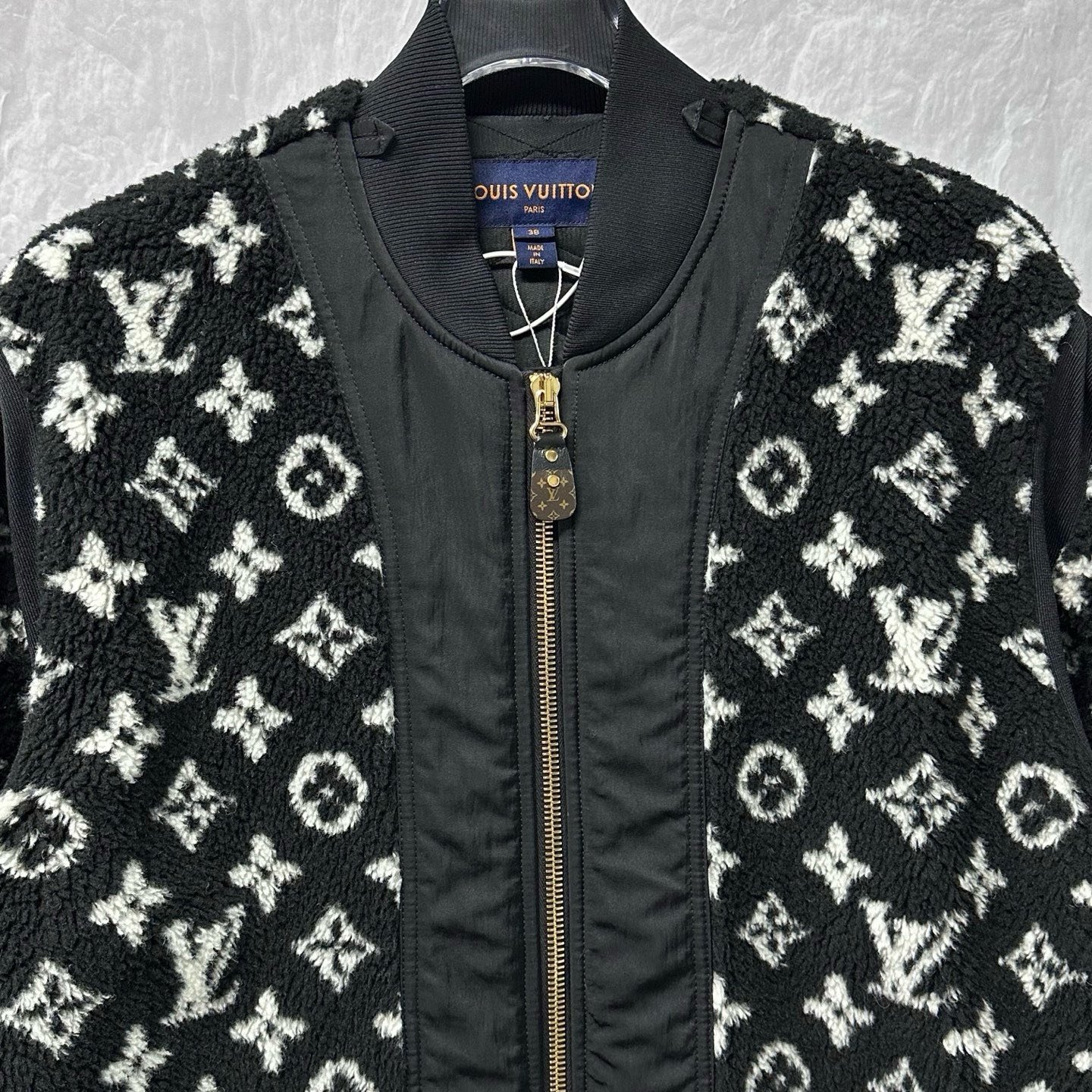 Louis Vuitton SS24 Ski Monogram Teddy Coat — detail