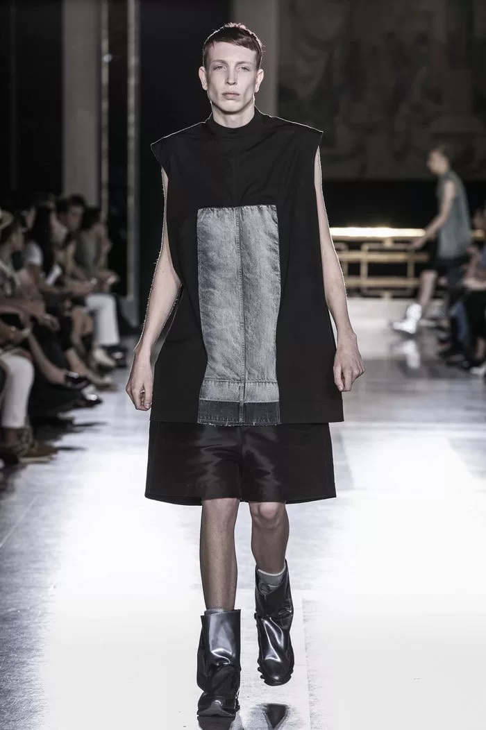 Rick Owens RO Jumbo Fork Sleeveless Tee — label