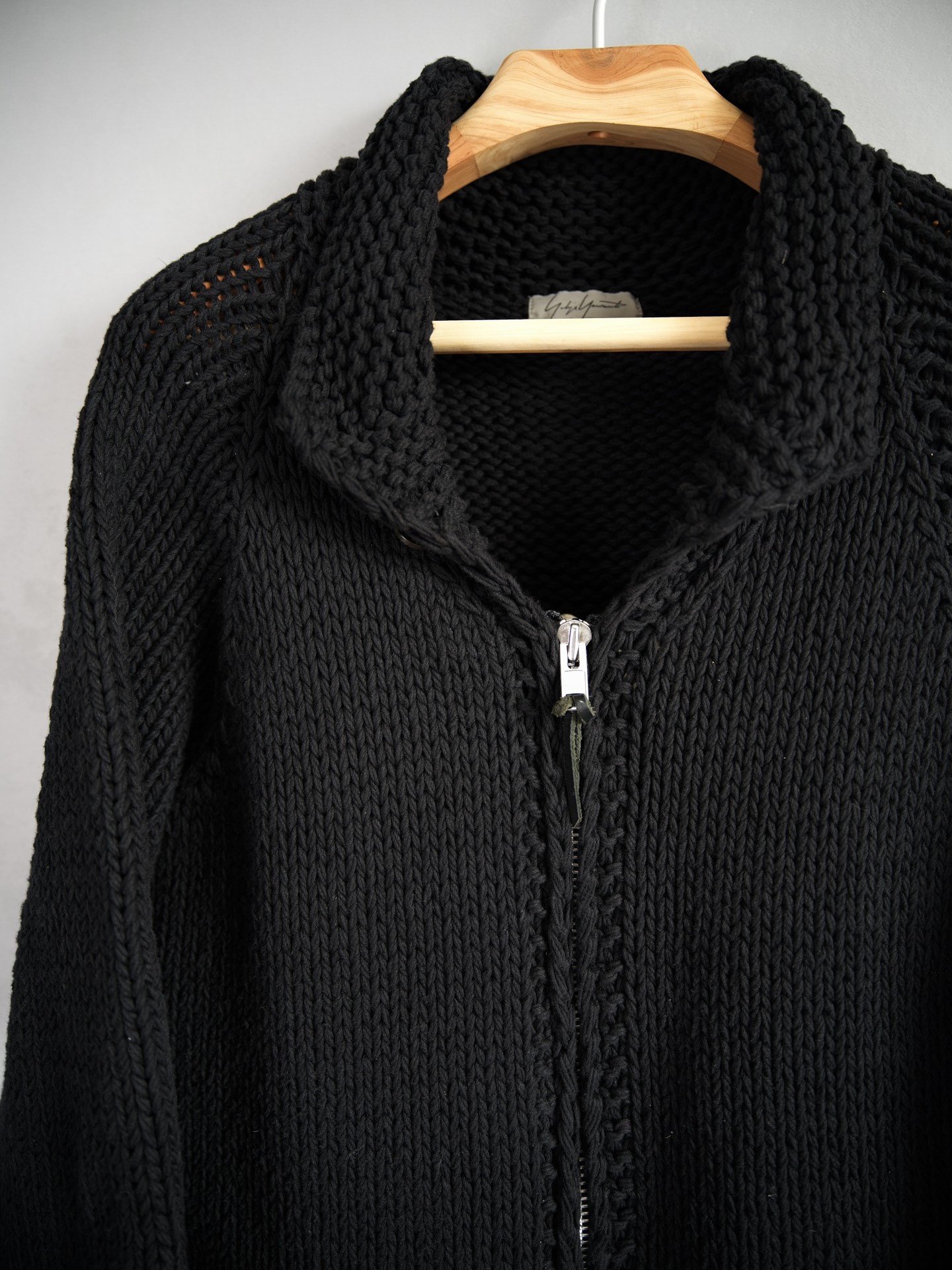 Yohji Yamamoto 18AW Hand-Knit Fringe Sweater — label