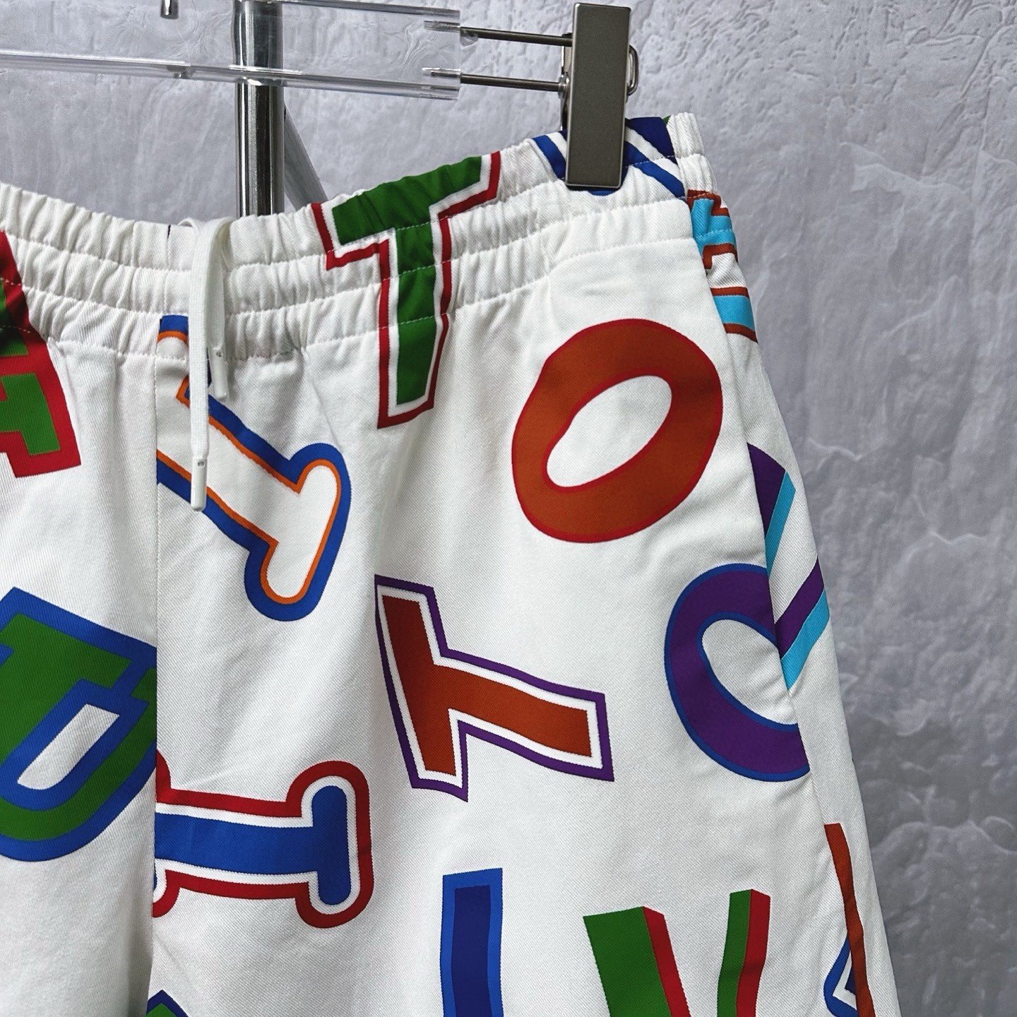 Louis Vuitton LV NBA Letter Print Shorts — detail