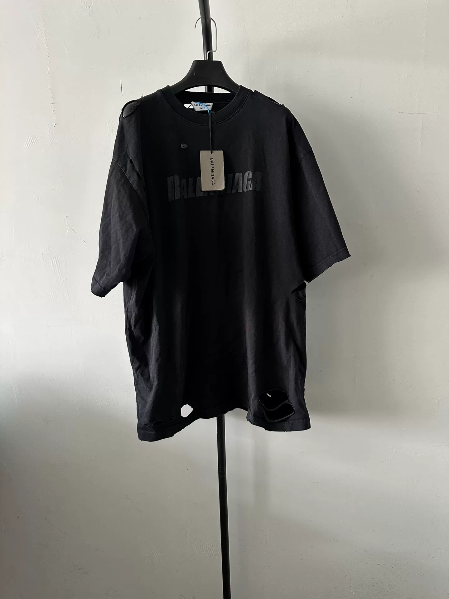 Balenciaga Letter Print Hole Short Sleeve T-shirt