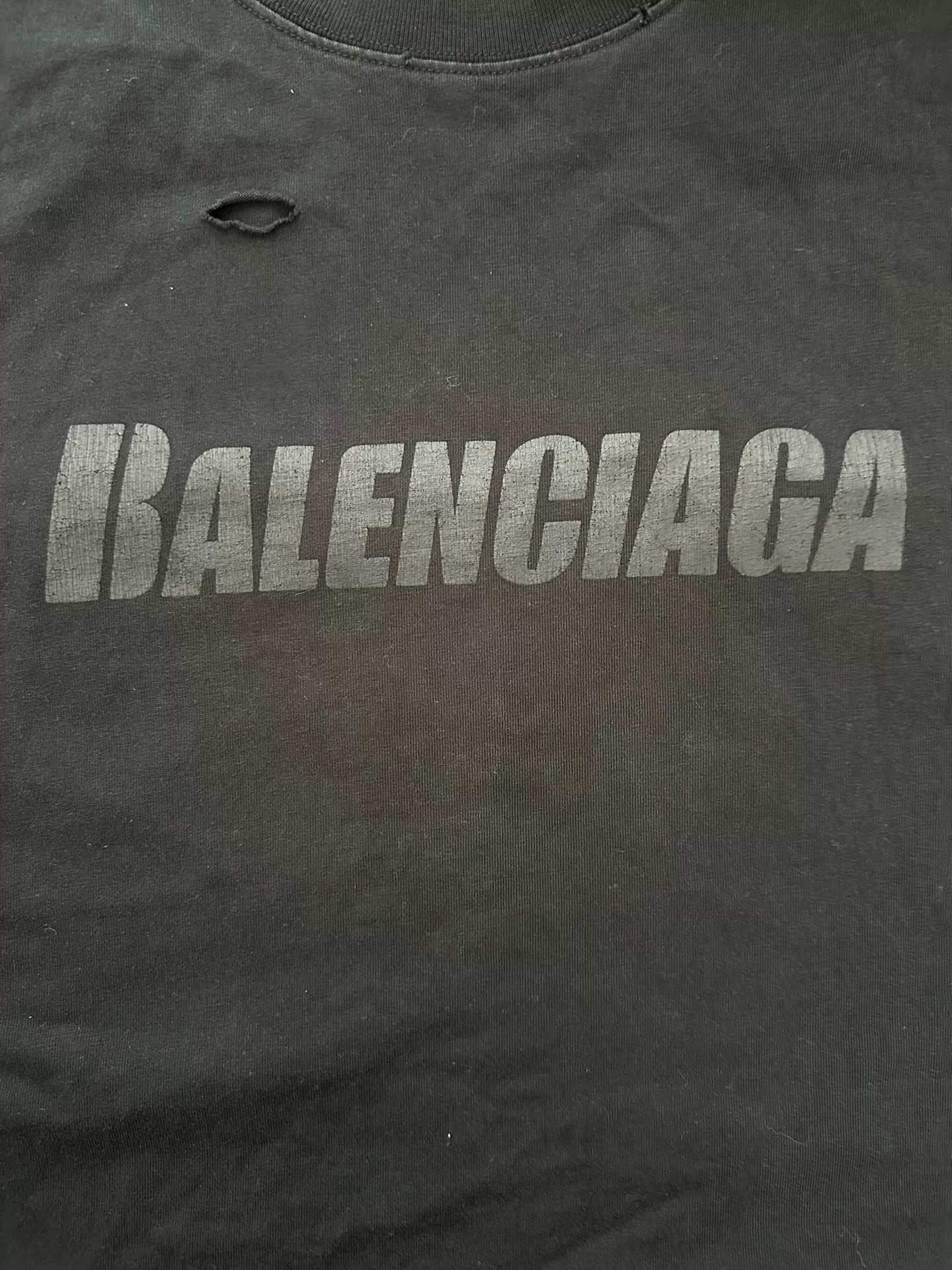 Balenciaga Letter Print Hole Short Sleeve T-shirt — detail