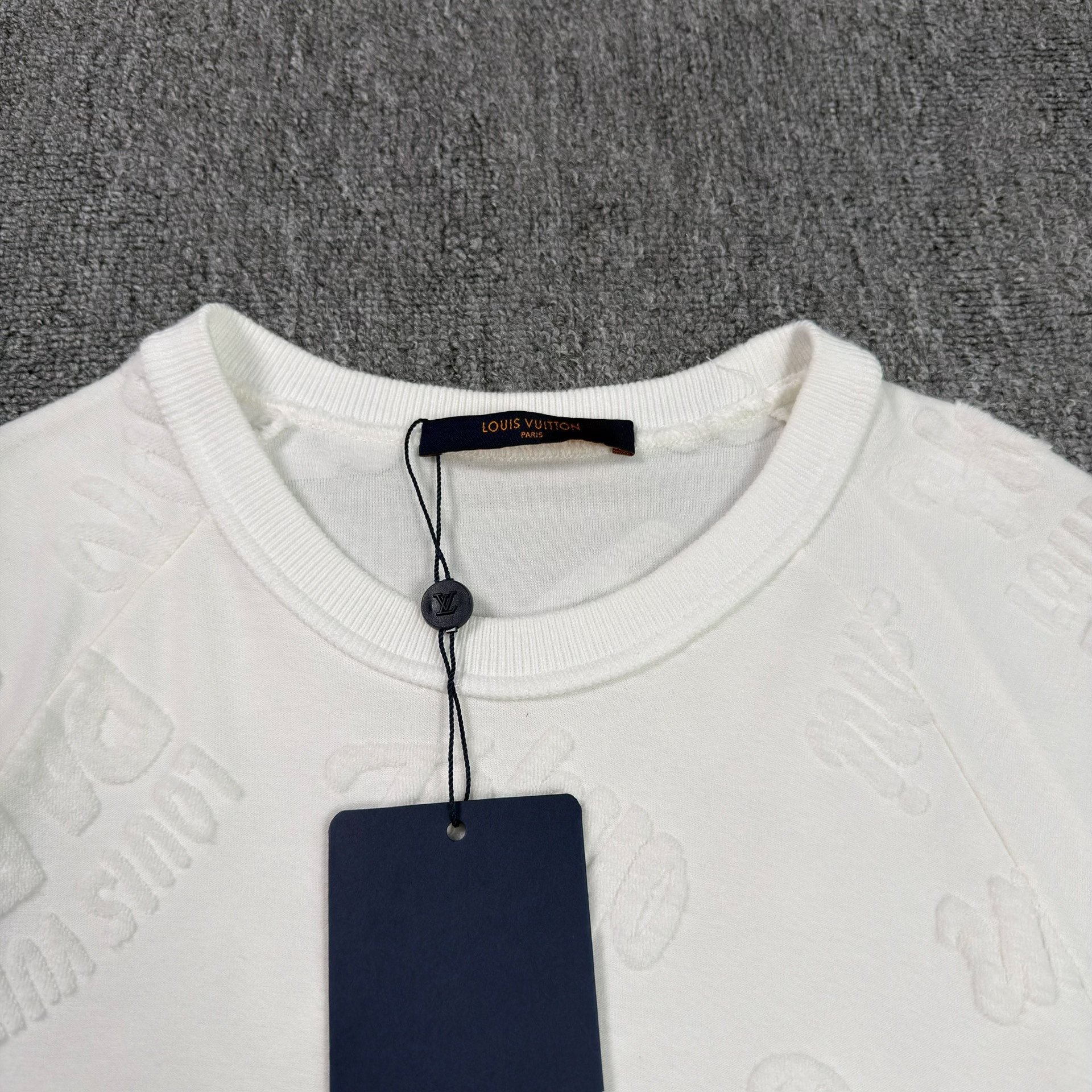 Louis Vuitton Flocked Full-Print White T-Shirt — detail