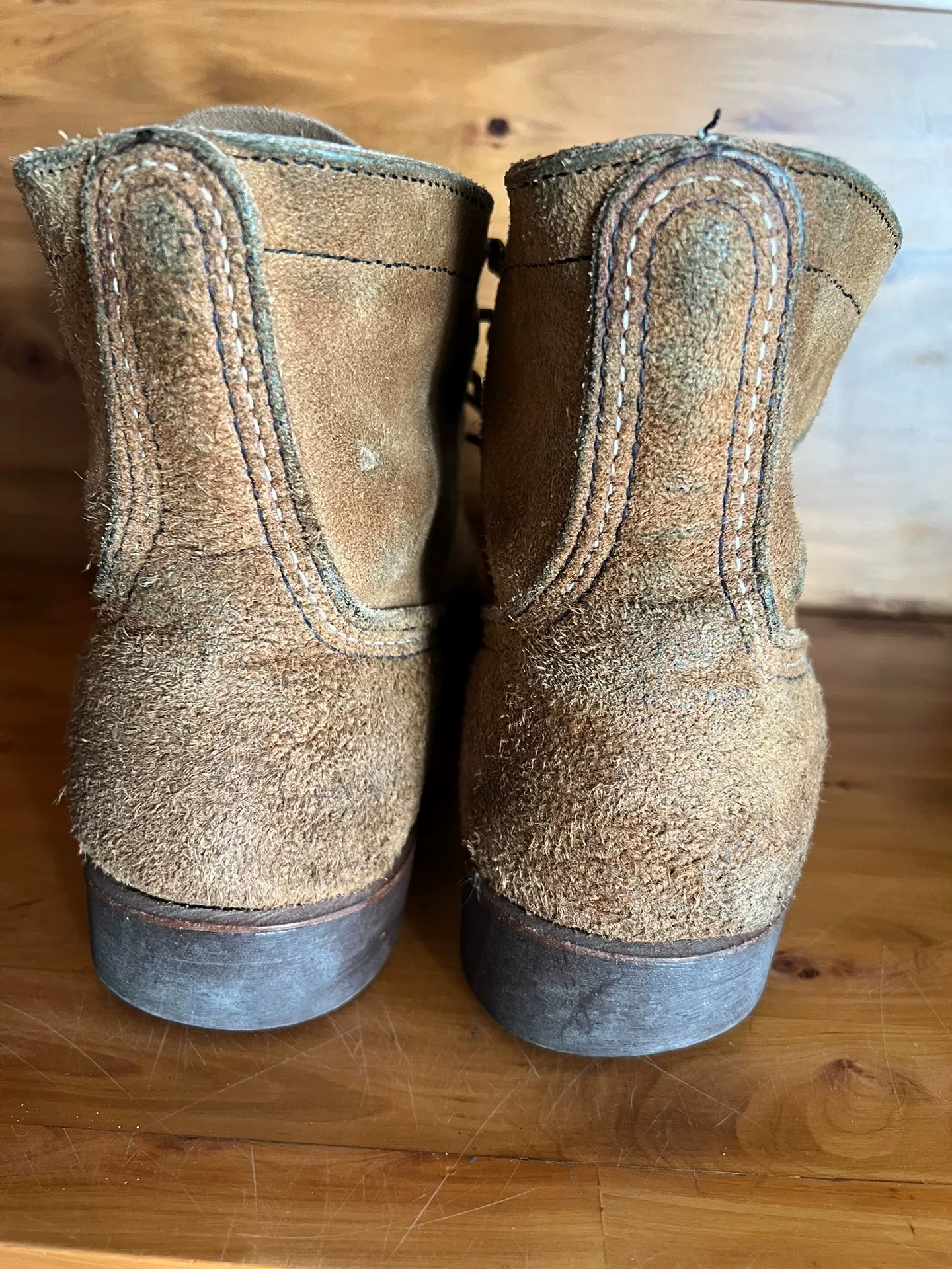 Red Wing 8083 8.5D Boots — label