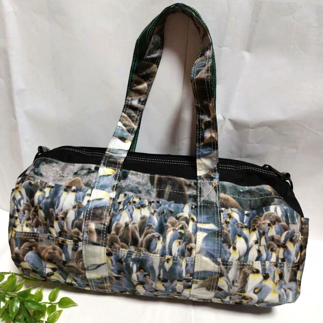 Porter×Atmos Penguin Print Shoulder Bag — detail