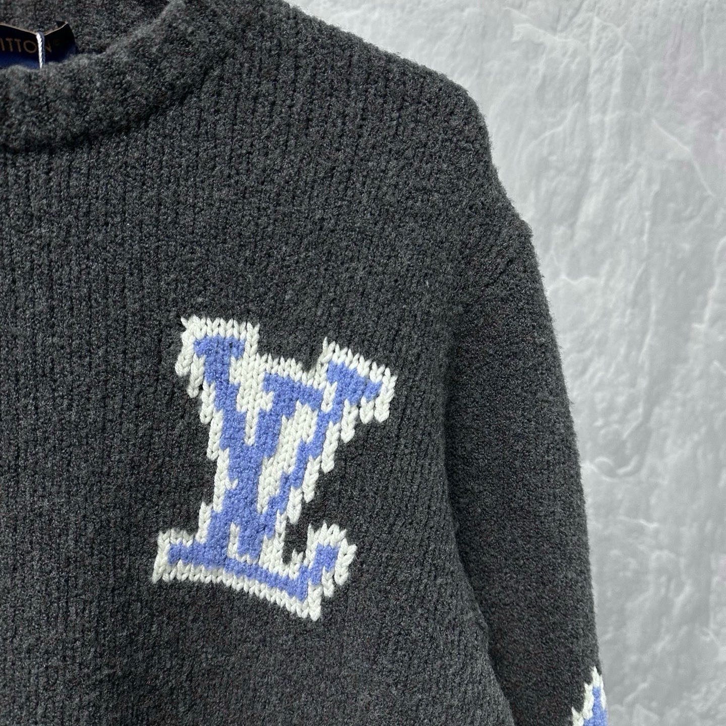 Louis Vuitton SS25 Ski Clover Knit Sweater — detail