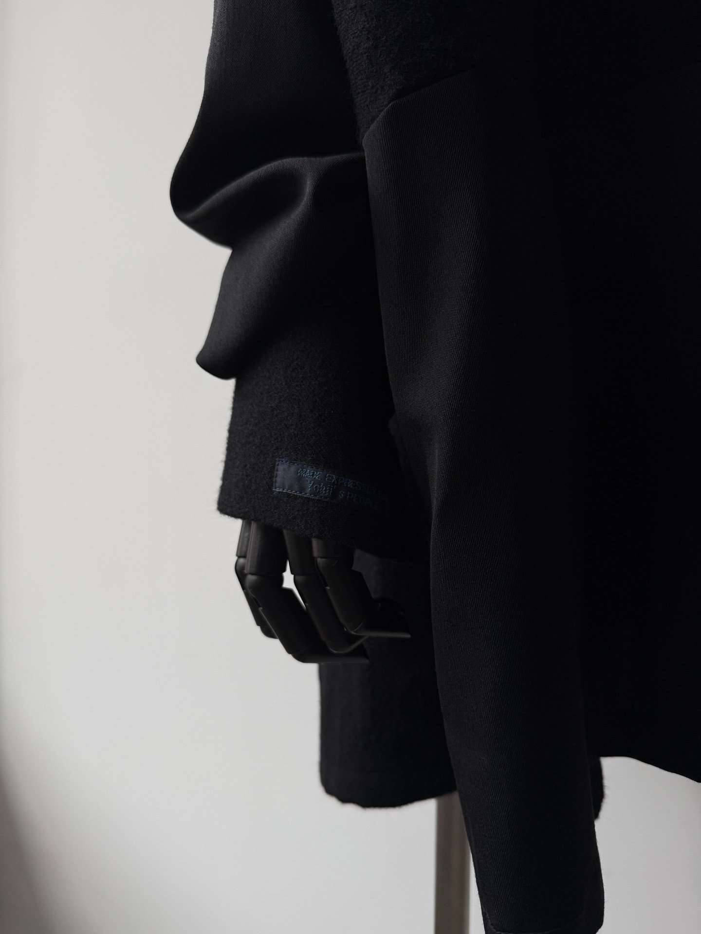 Yohji Yamamoto Regulation 25AW Wool Wizard Cloak — label