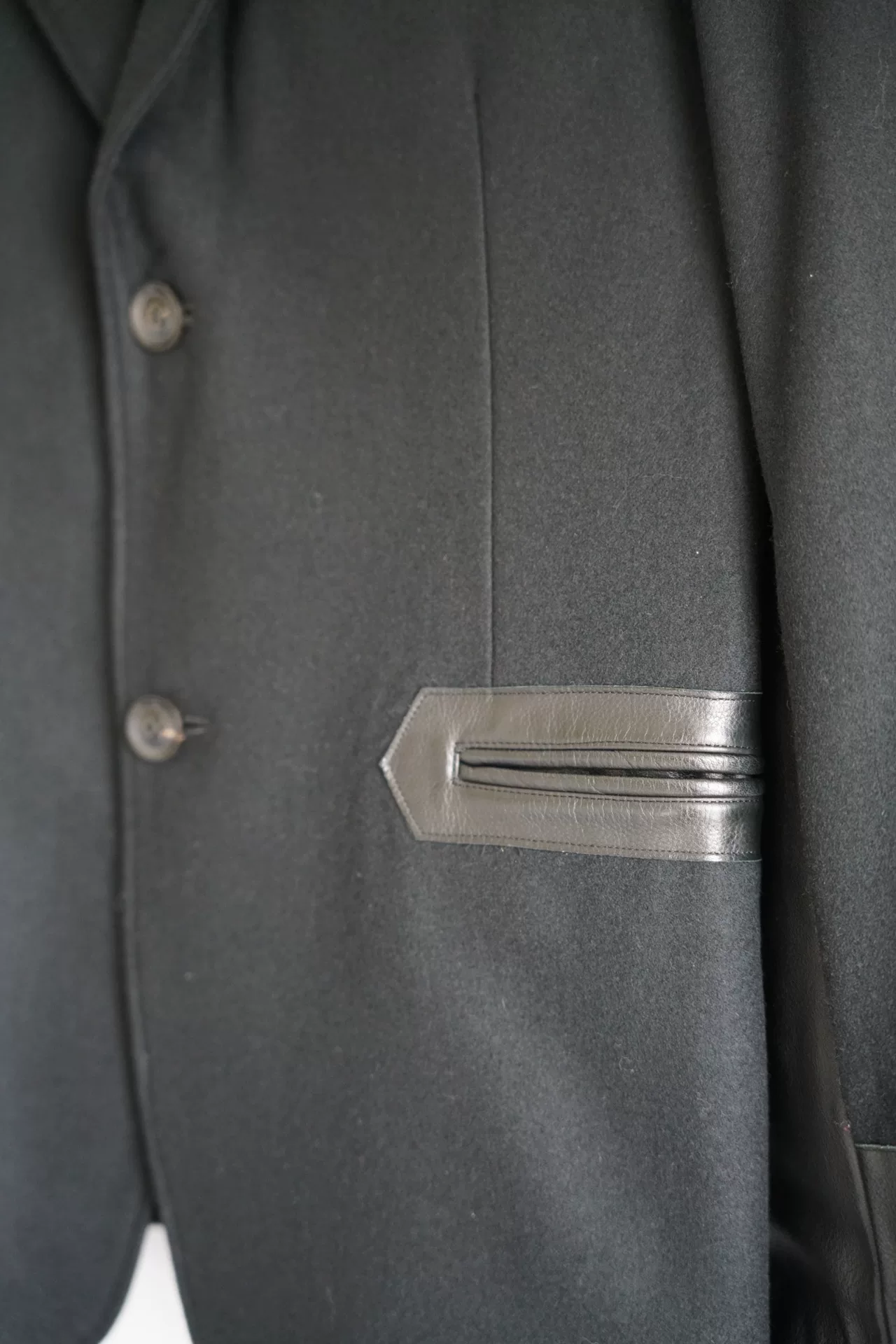 Yohji Yamamoto 15AW Leather-Sleeve Blazer — back