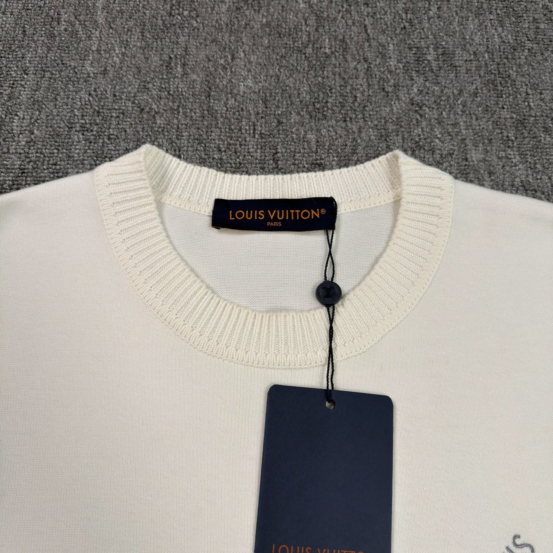 Louis Vuitton White Embroidered Logo Short-Sleeve Top — detail