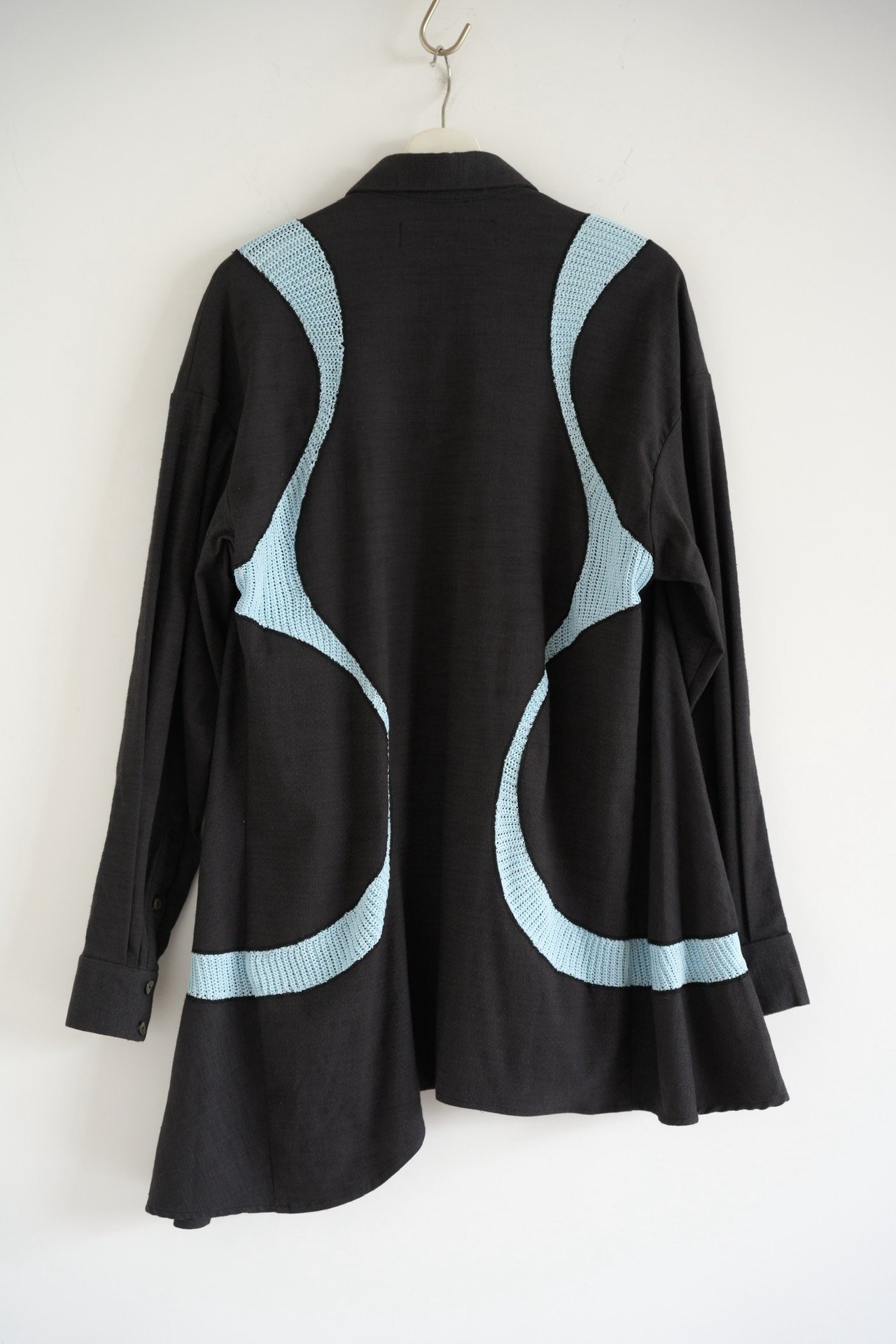 Namesake 21ss Wave Asymmetric Shirt — front