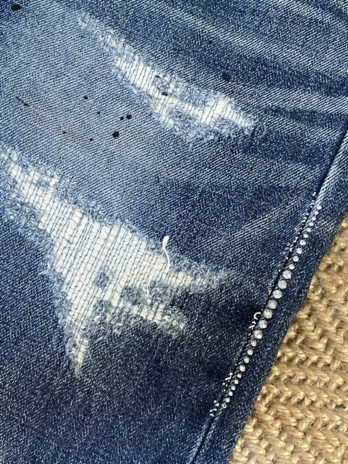 Vanquish & Fragment Cropped Denim Jeans — detail