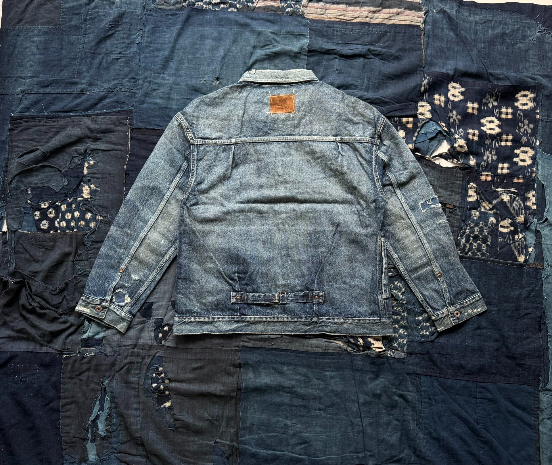 MADNESS 24AW AGING TYPE-I DENIM JACKET — detail