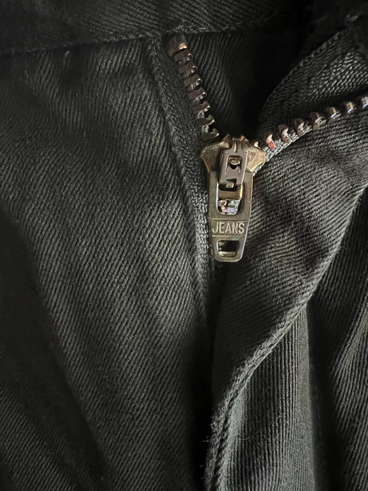 Barns Authentic Japanese Olive Casual Shorts — label