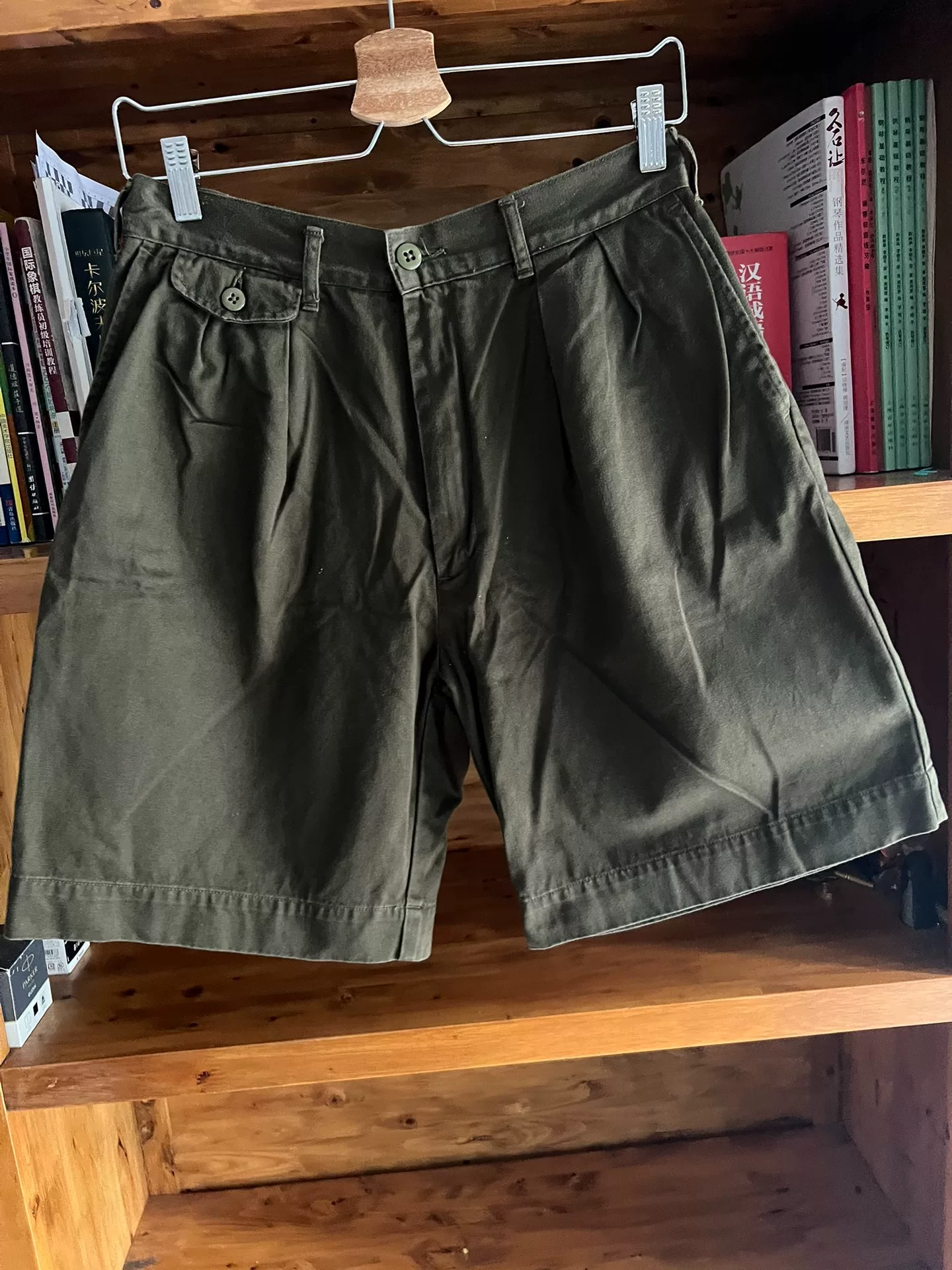 Barns Authentic Japanese Olive Casual Shorts — front