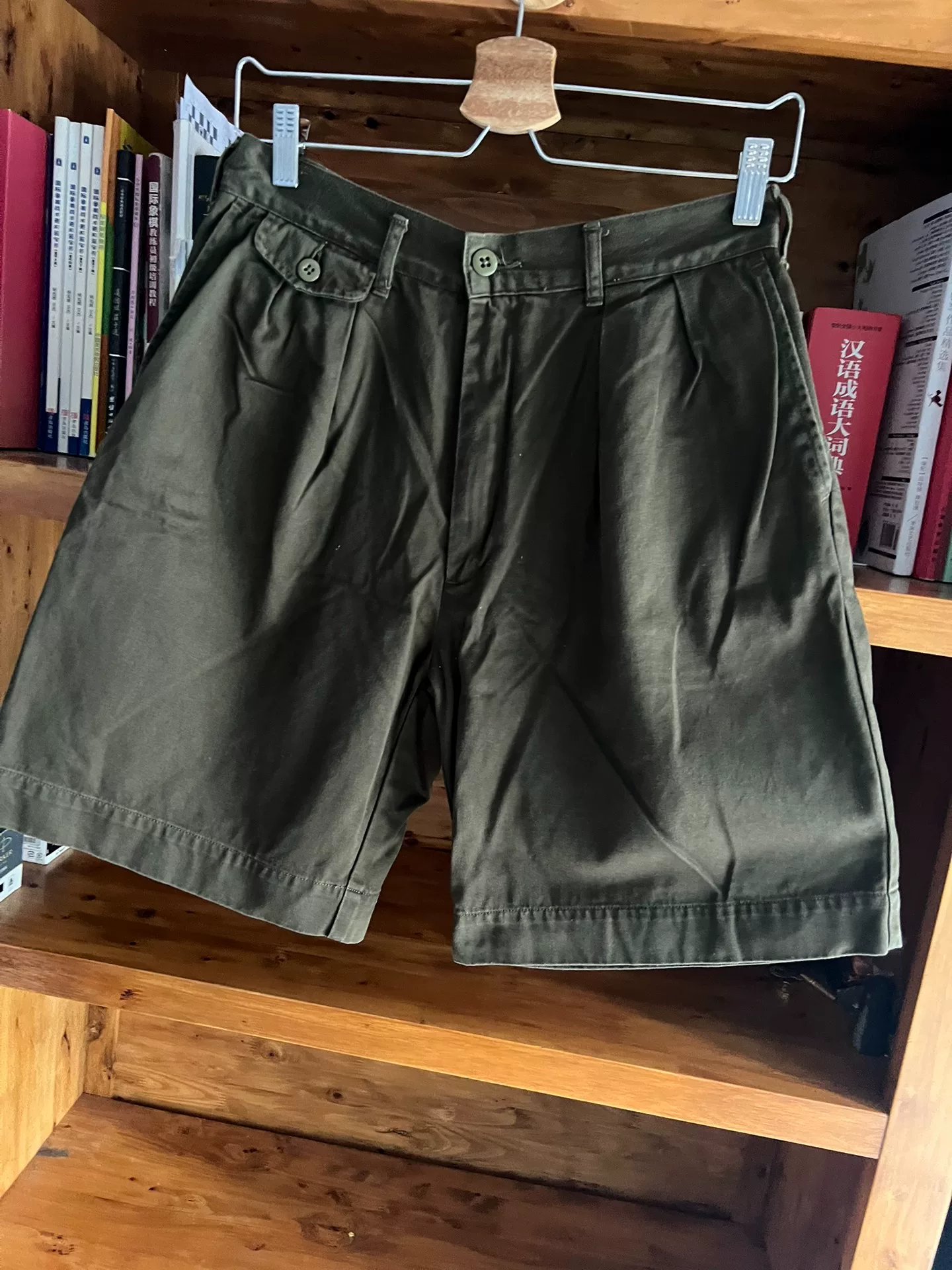 Barns Authentic Japanese Olive Casual Shorts — detail