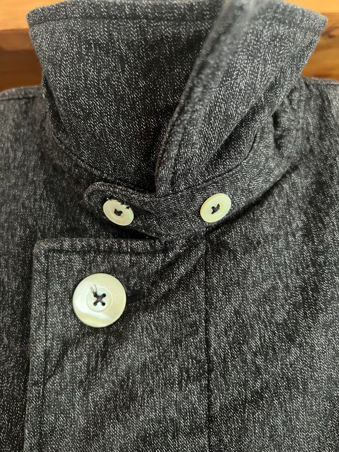 Colimbo Pepper Salt Trench Coat — detail