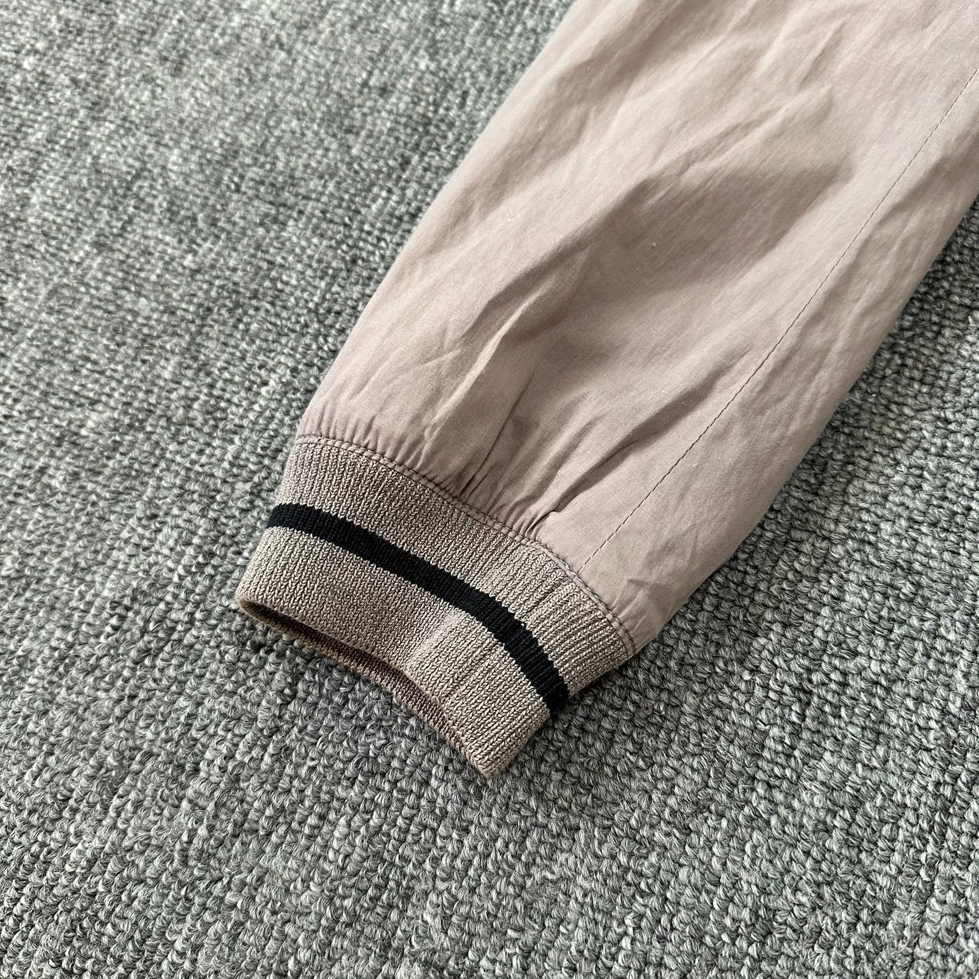 Dior Homme Light Pink Bee Jacket — detail