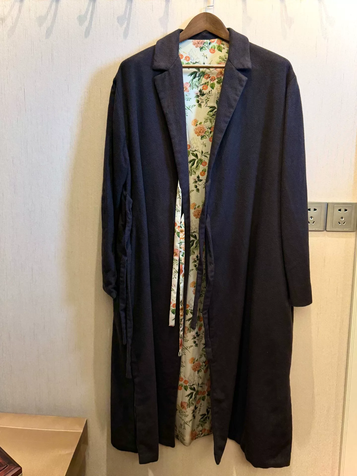Geoffrey B Small Piacenza Kimono Cashmere Coat — front