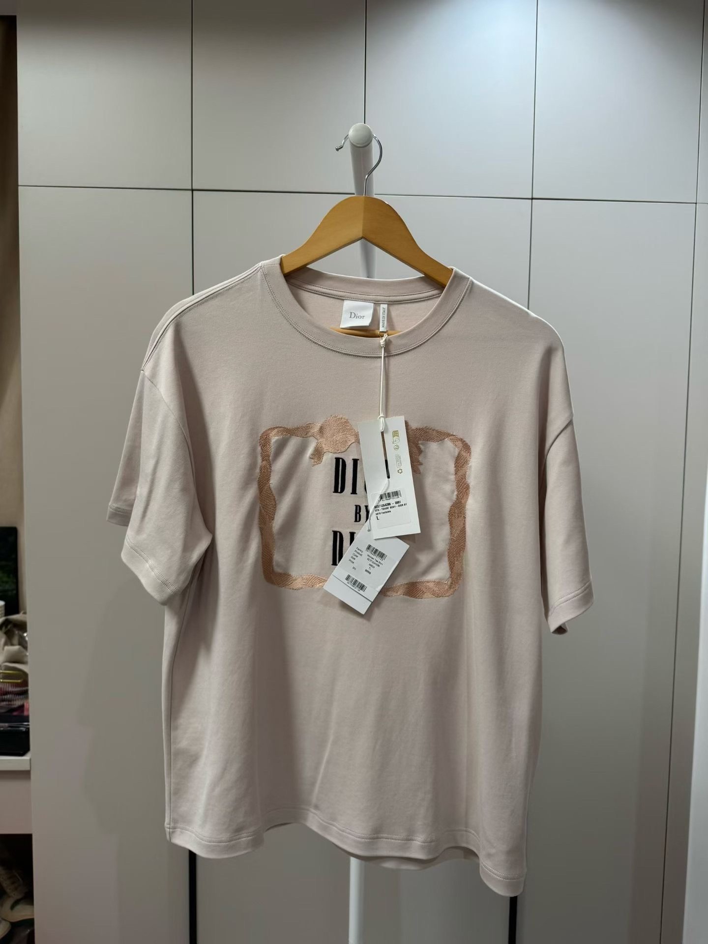 Dior SS26 Book Cover Bow Embroidery Tee