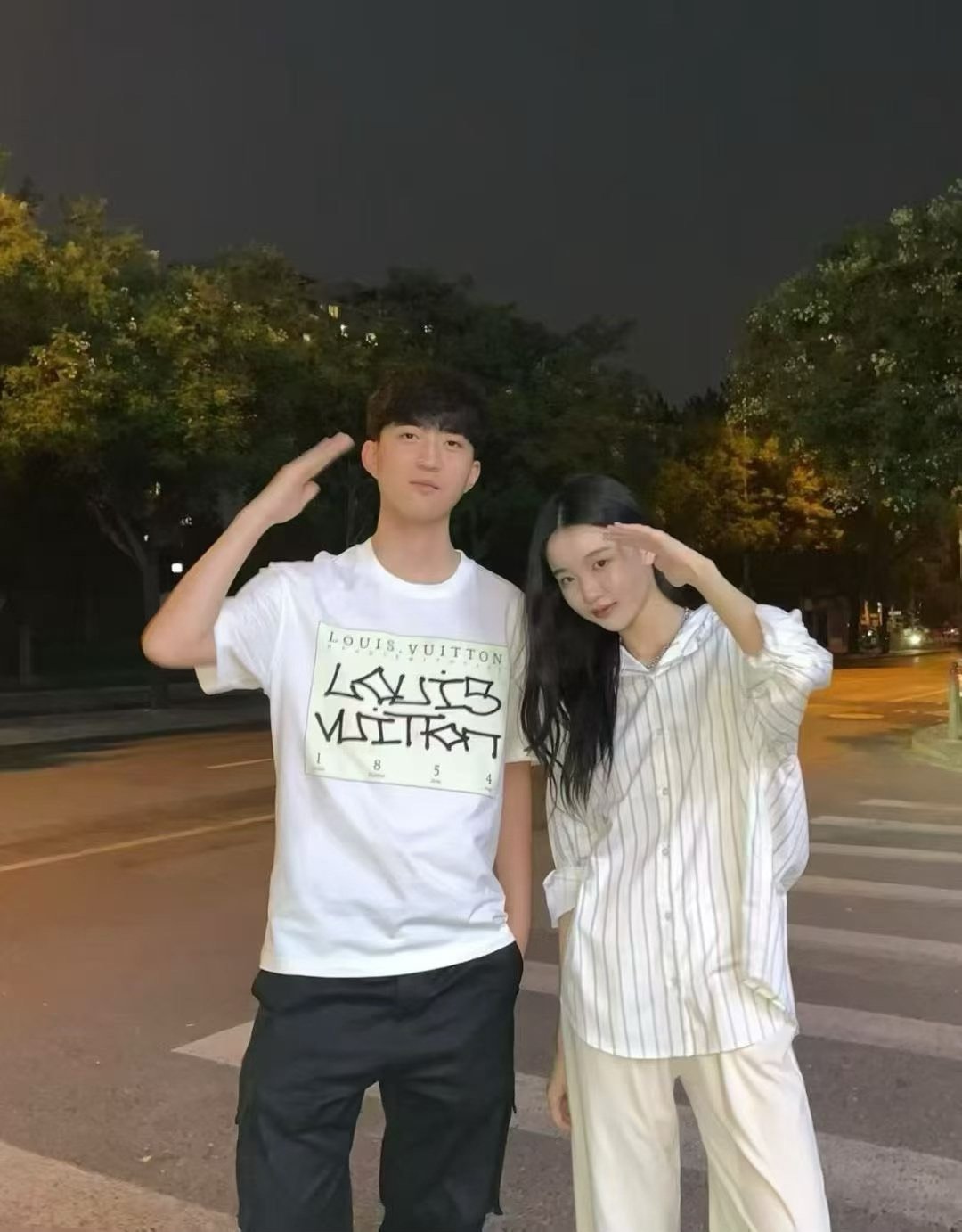 Louis Vuitton LV 1854 Patch Embroidery Tee — label
