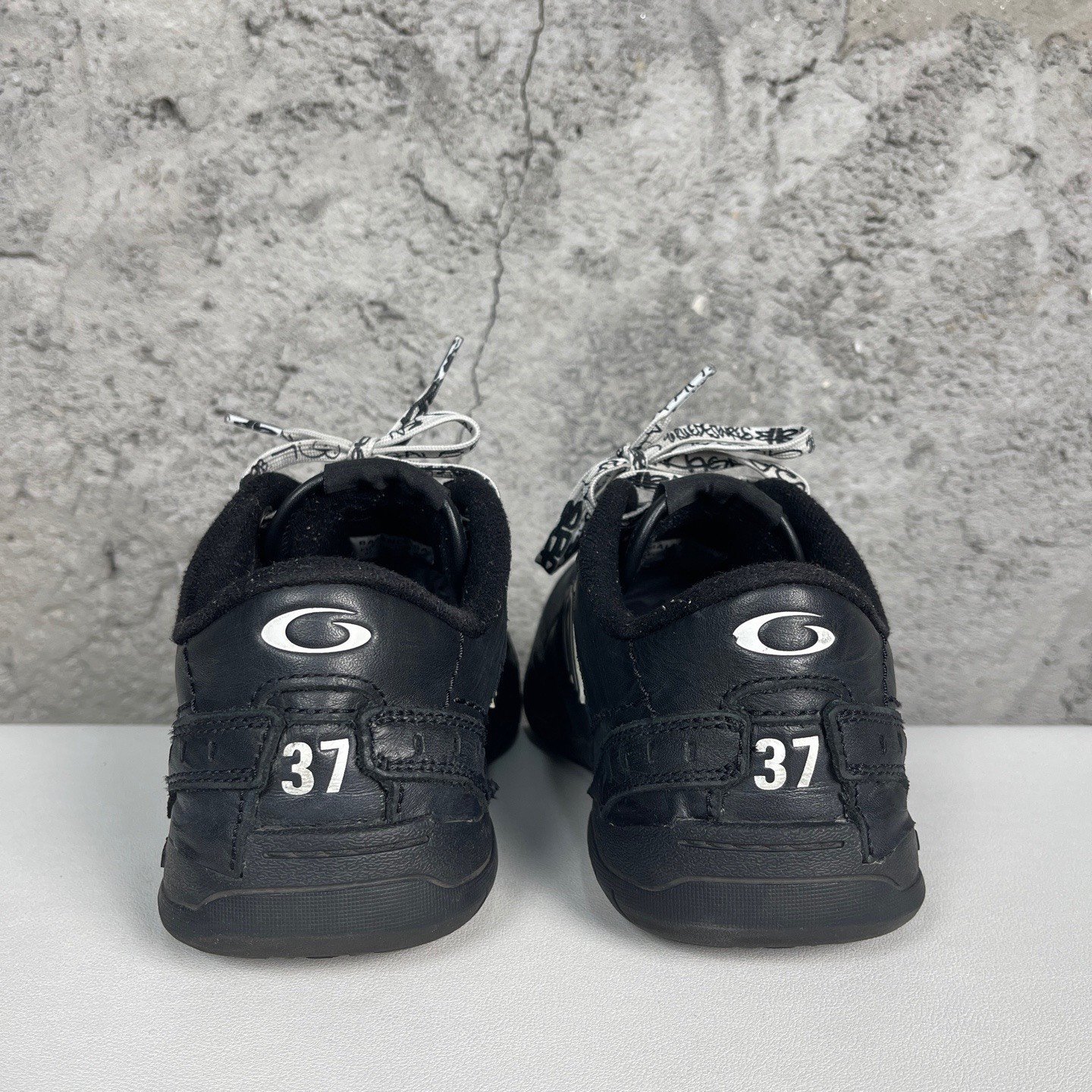 Balenciaga Hamptons Shoes — back