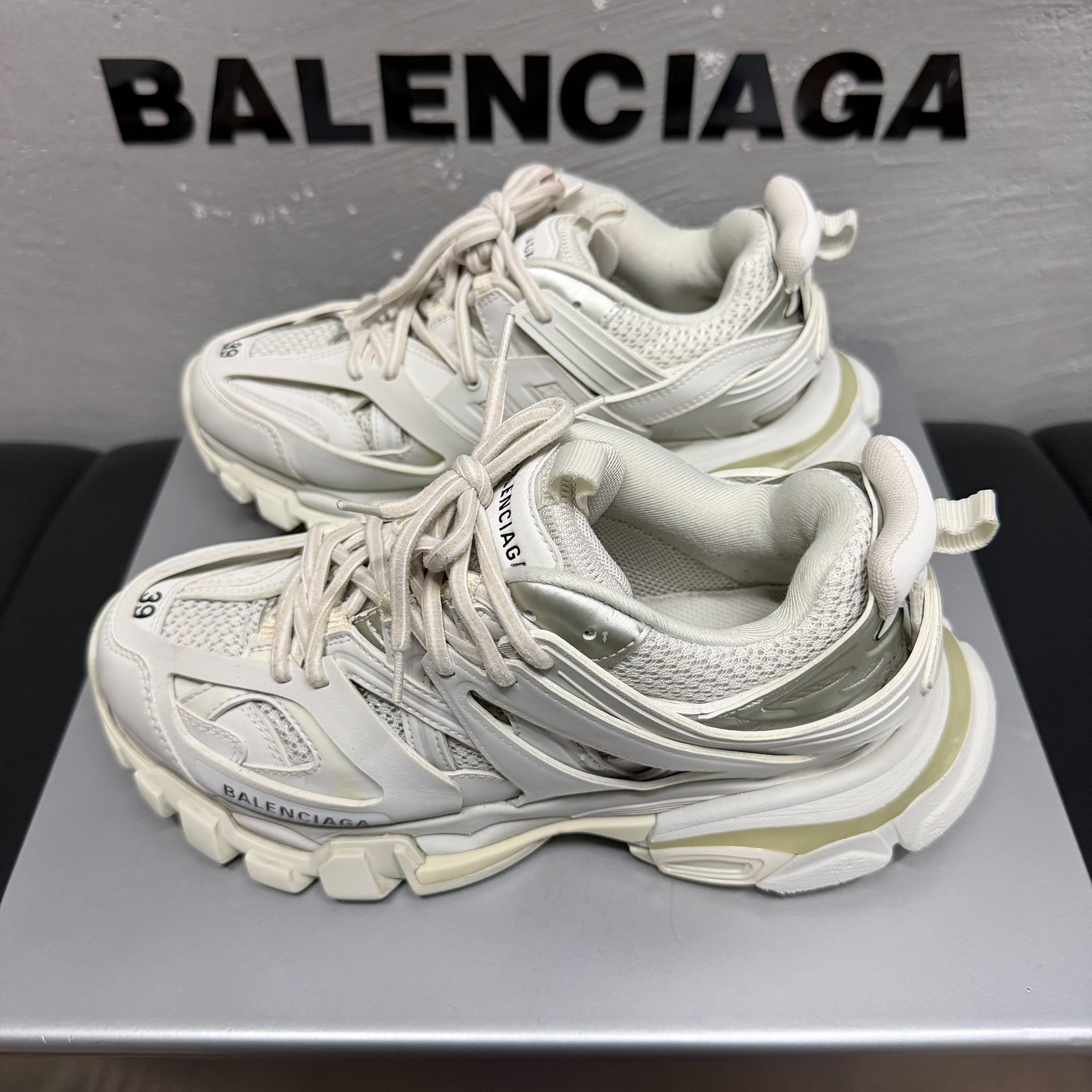 Balenciaga Track White Sneakers EU 39 — back