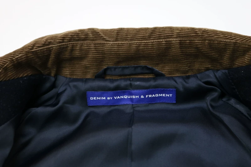 DENIM BY VANQUISH & FRAGMENT Casual Wool Coat — label