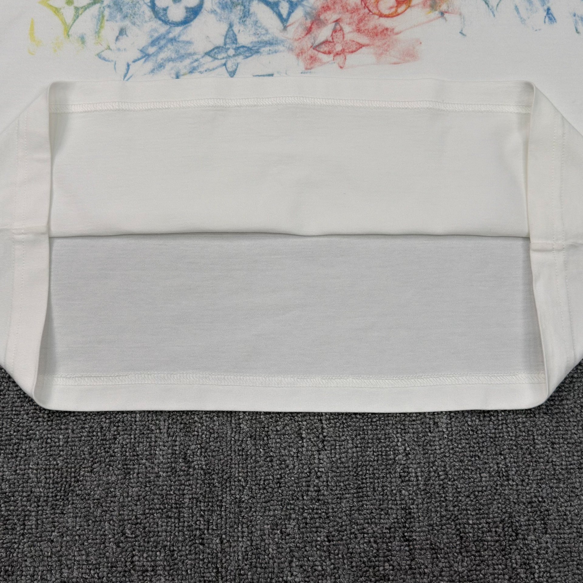 Louis Vuitton Crayon Print White T-Shirt — back
