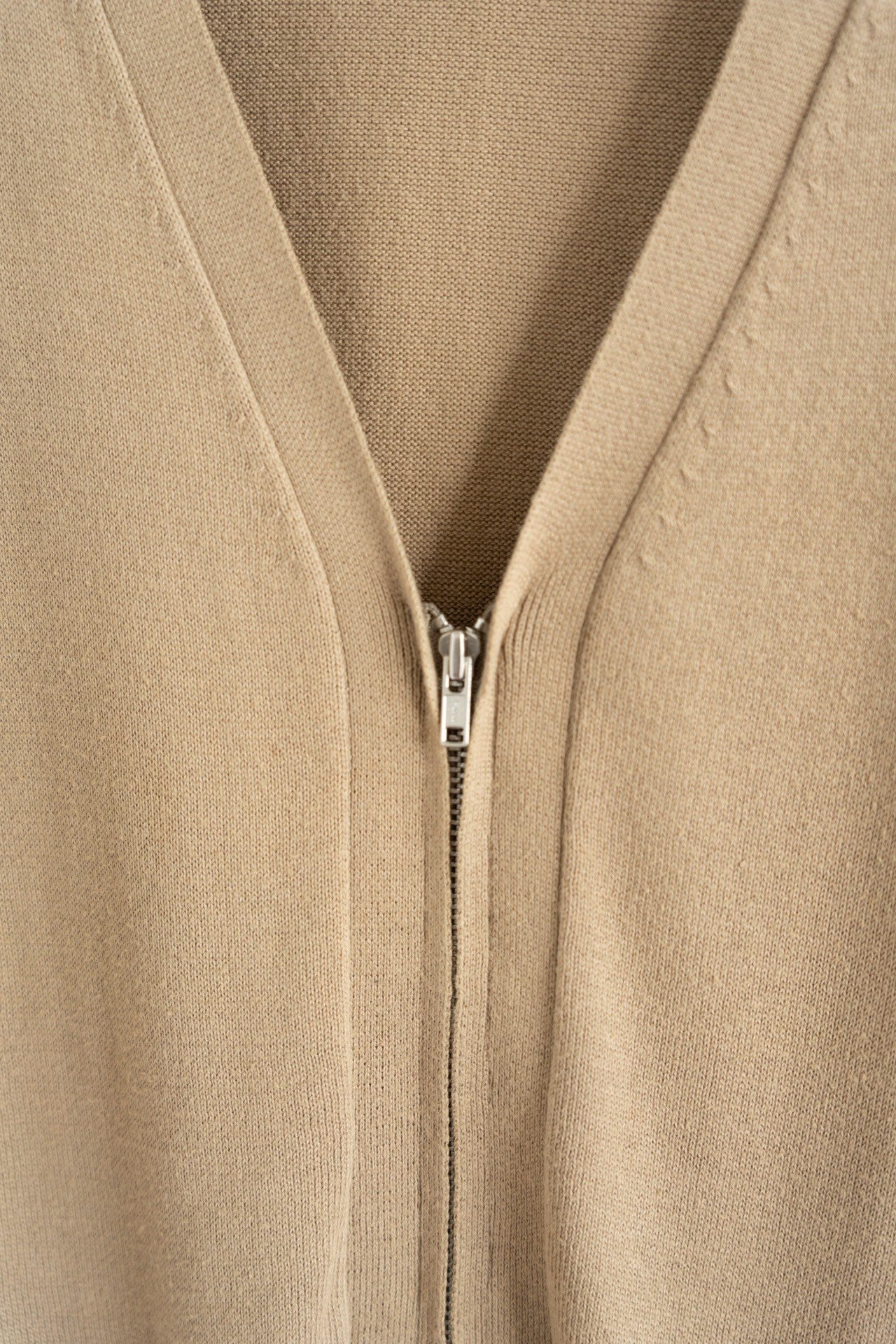 Yohji Yamamoto 05SS Camel Zip Cardigan — detail