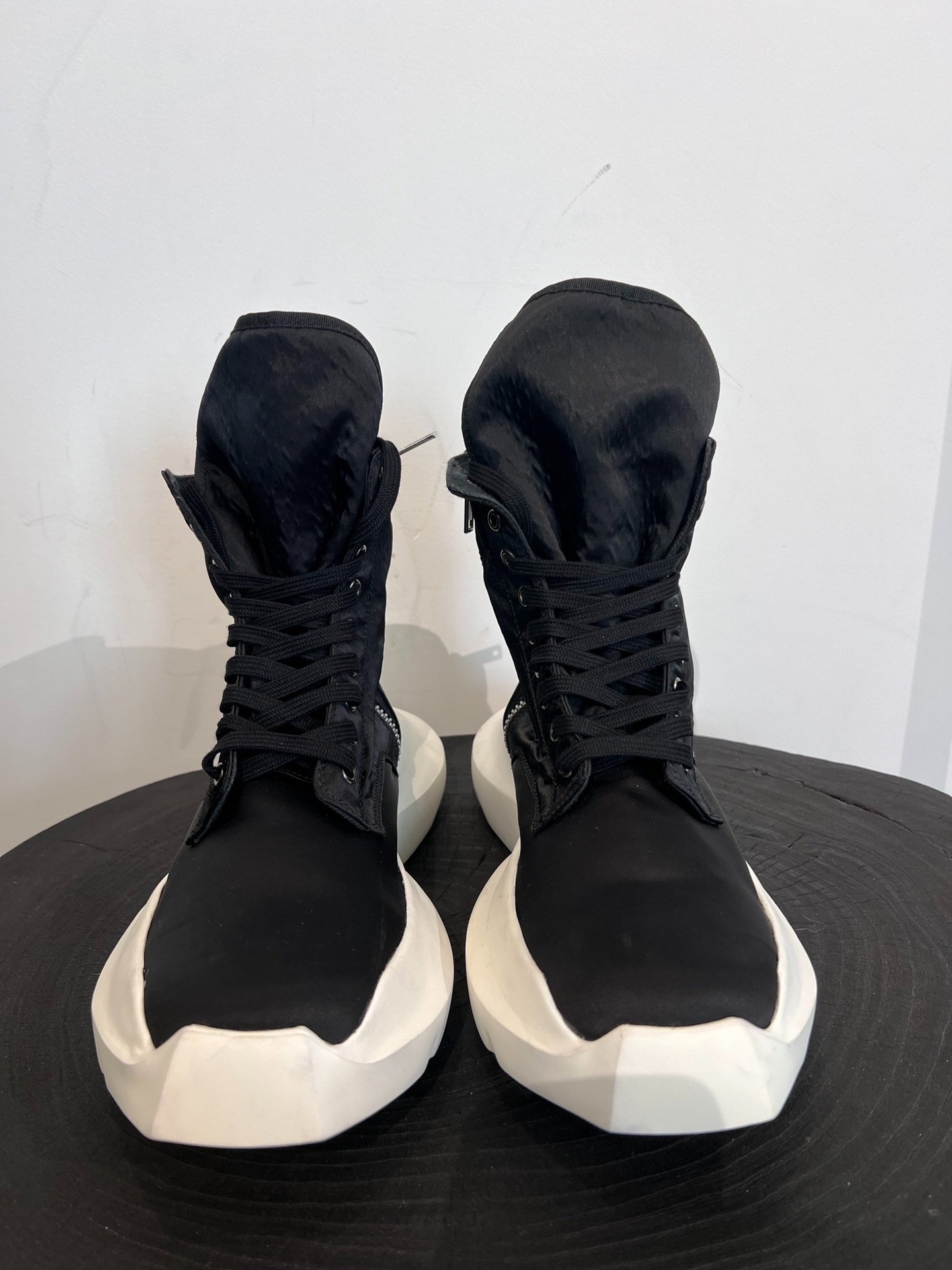 Rick Owens Drkshdw Nylon High-Top Sneakers — detail