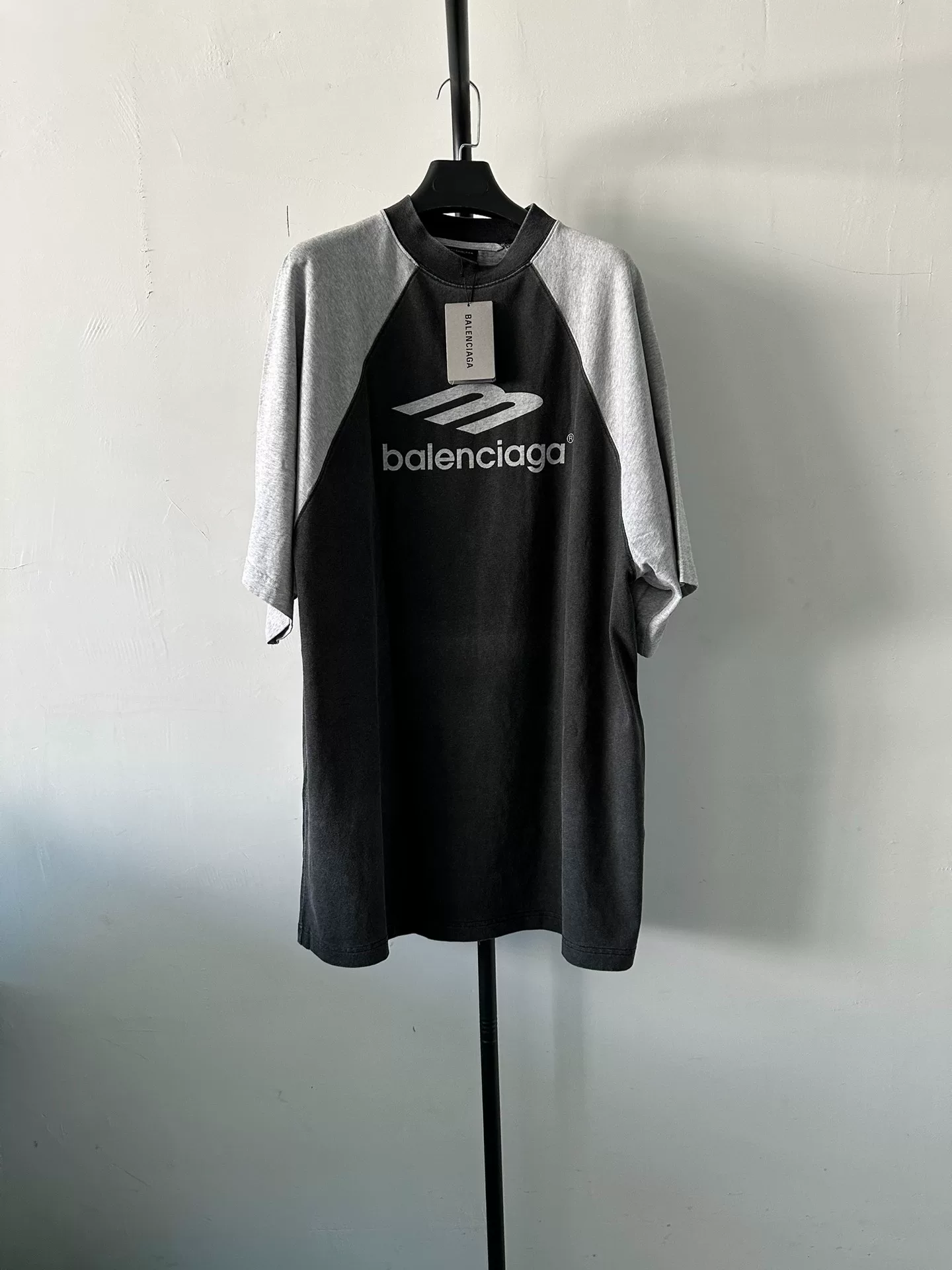 Balenciaga Logo Print Round Neck T-Shirt