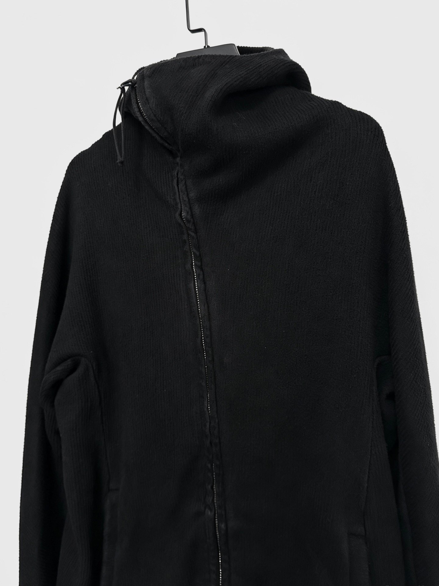 Boris Bidjan Saberi Ninja High Neck Hoodie — label