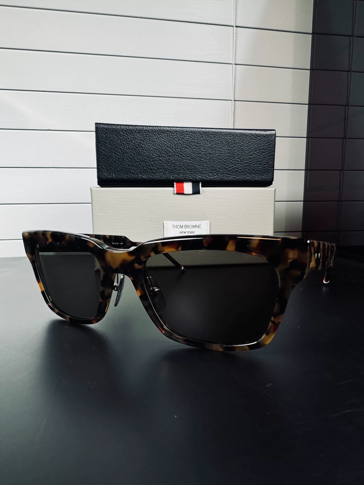 Thom Browne TBS-418 Gray Tortoiseshell Sunglasses — detail