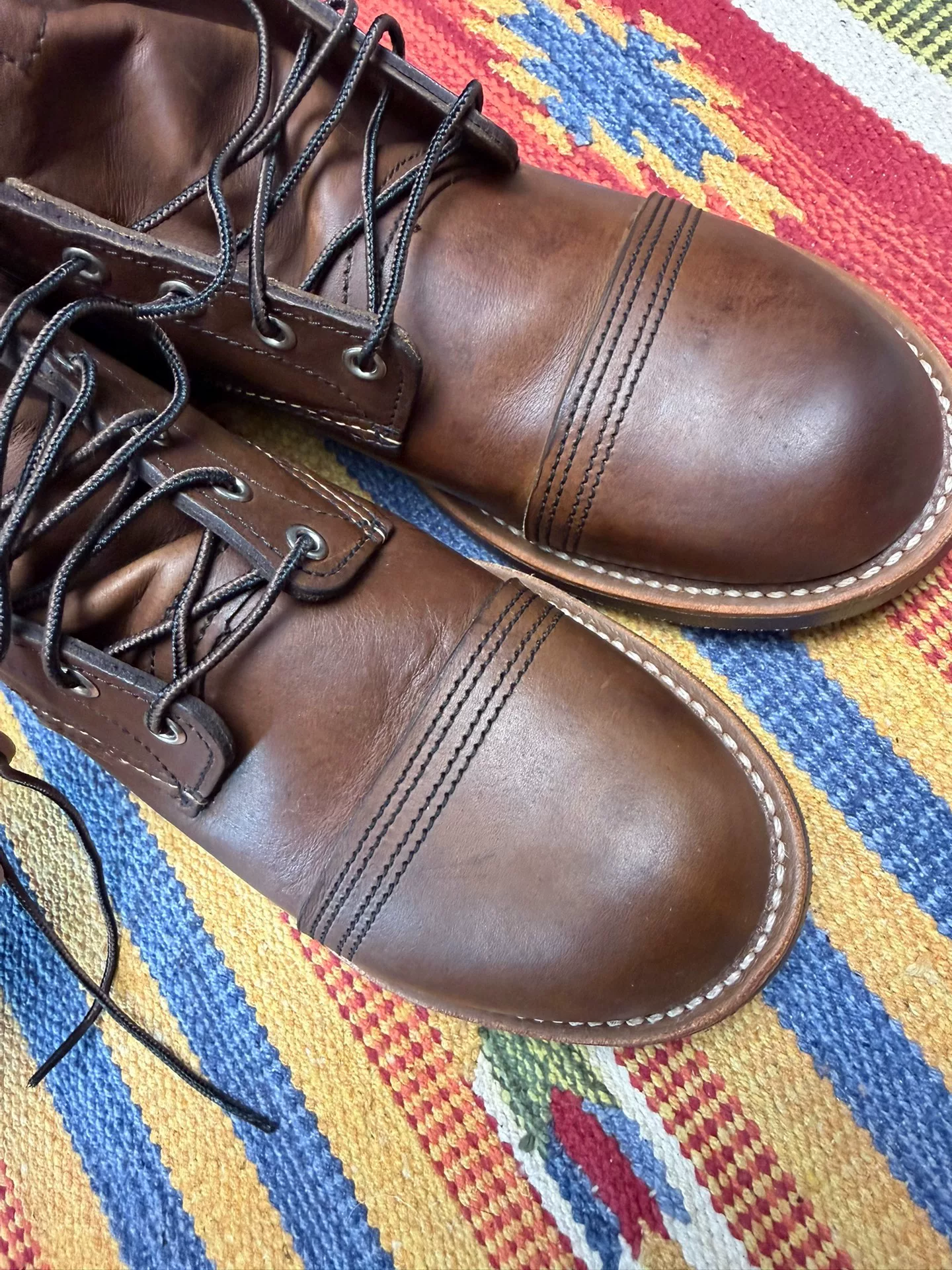 Redwing 8111 Leather Lace-up Boots — label