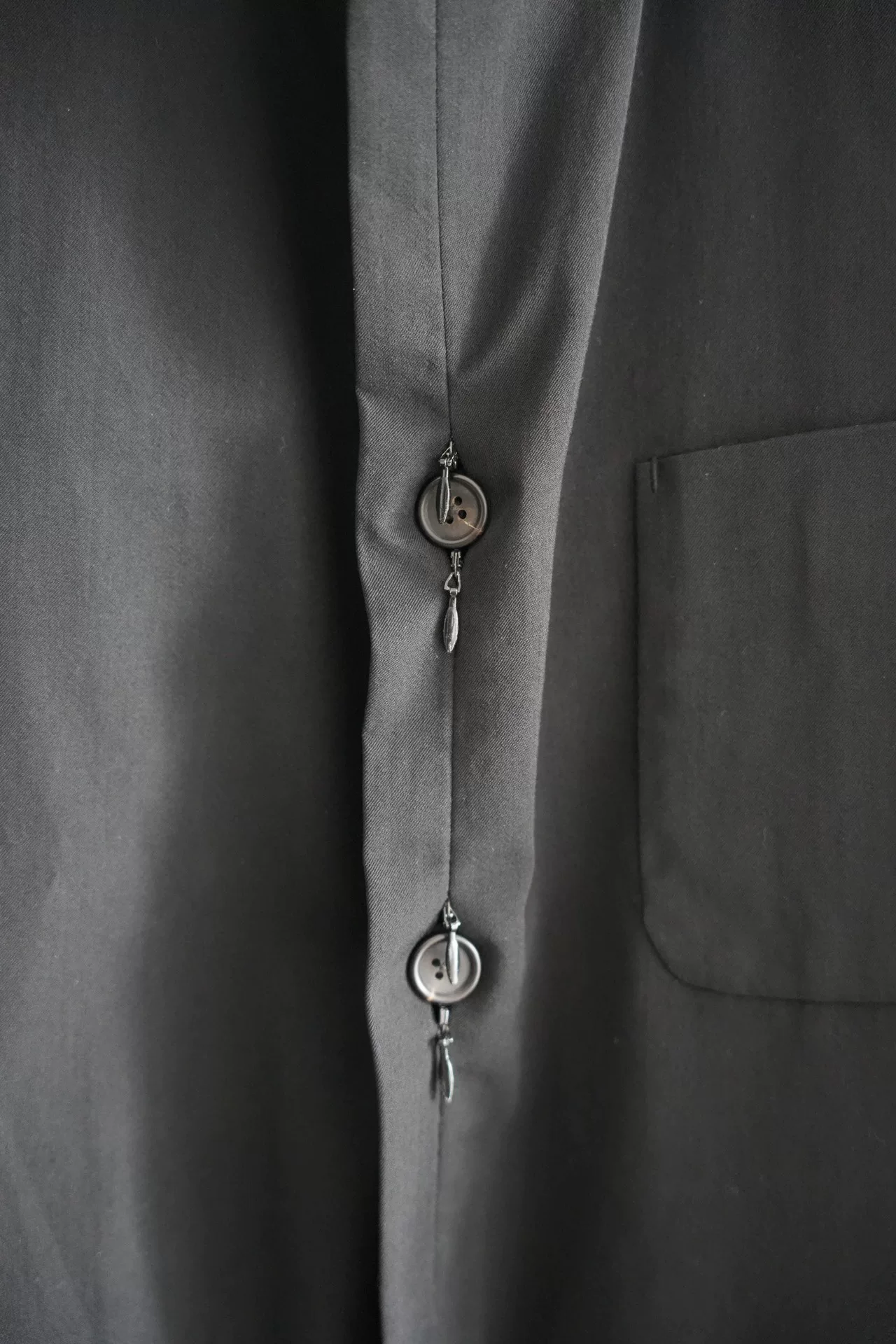 Yohji Yamamoto 01SS Waterdrop Zip Blazer — label